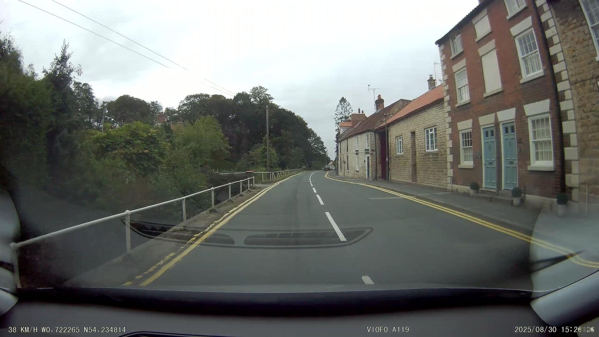Street view near Beverley House, Thornton Dale — © aidan573 (CC BY-SA · Mapillary)