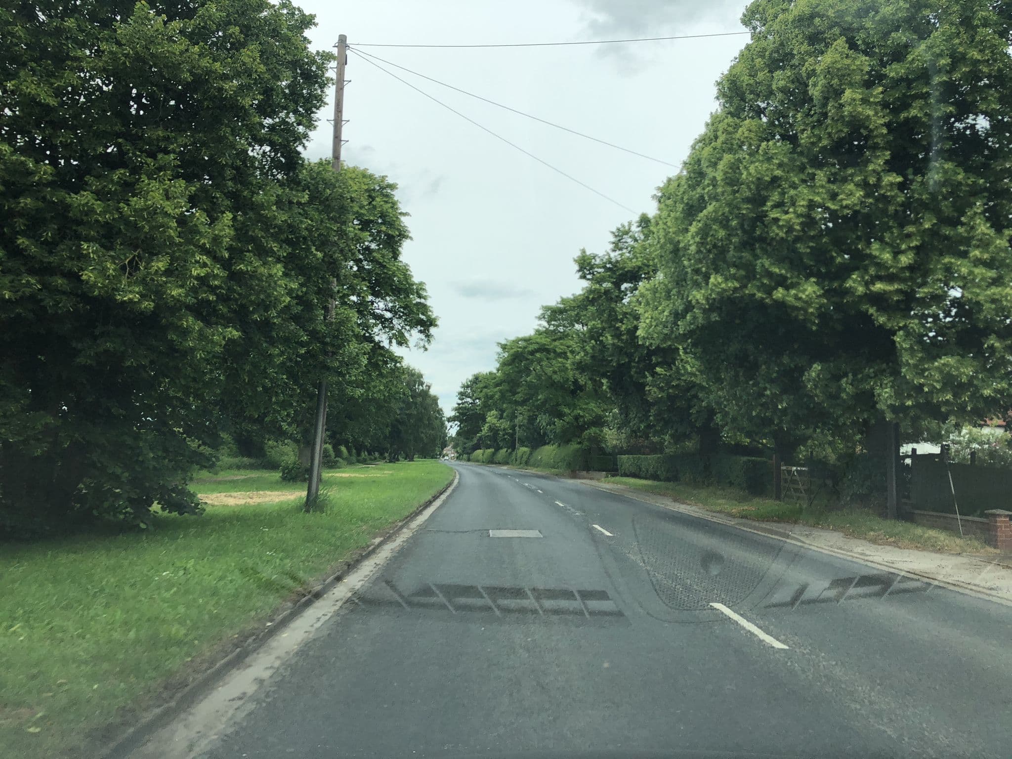 Street view near Mowbray Stable Cottages, Thirsk — © locator (CC BY-SA · Mapillary)