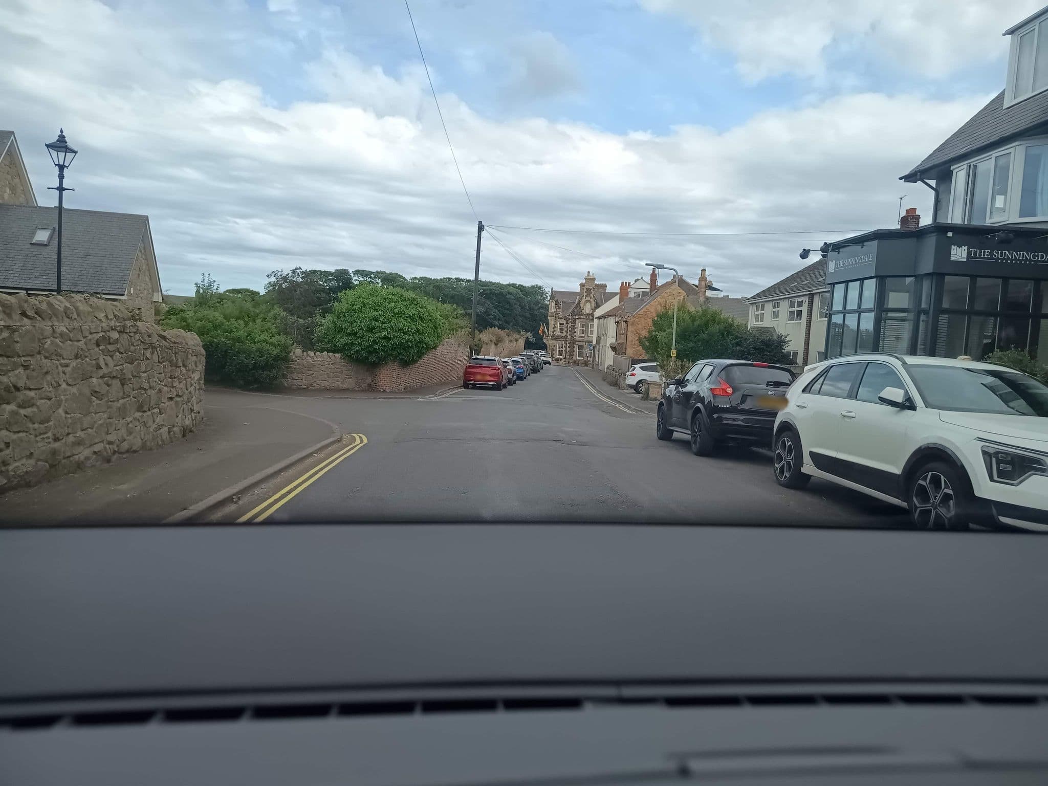 Street view near Hillcrest House Bed and Breakfast, North Sunderland — © zuse (CC BY-SA · Mapillary)
