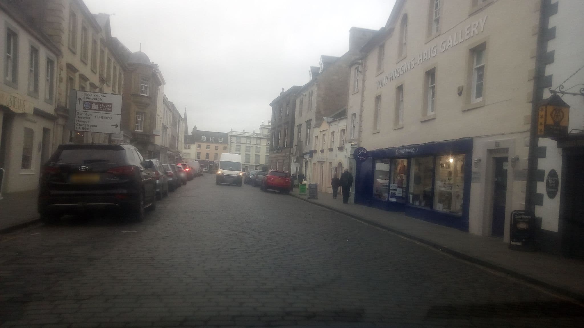 Street view near Queenshead Hotel Kelso, Kelso — © victuallers (CC BY-SA · Mapillary)