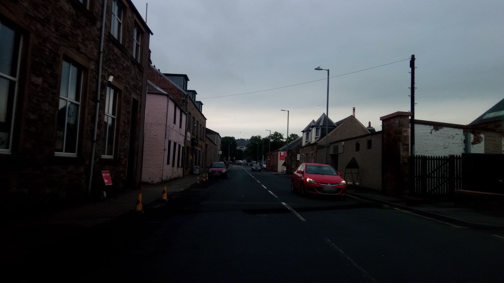 Street view near Lynnwood, Hawick — © victuallers (CC BY-SA · Mapillary)