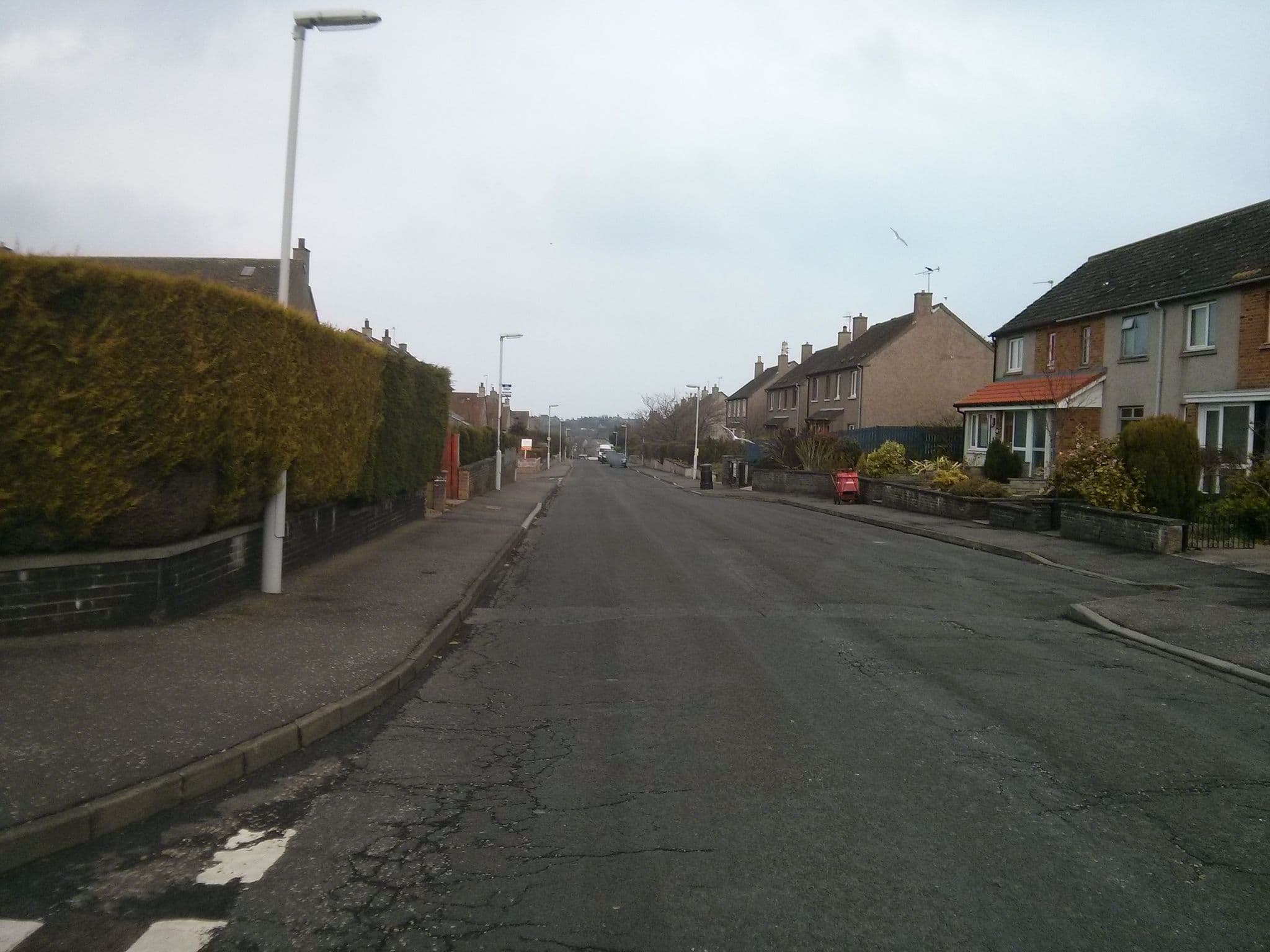 Street view near Dunfermline and Kirkcaldy Self Catering Holiday Homes, Saint Andrews — © moohan (CC BY-SA · Mapillary)