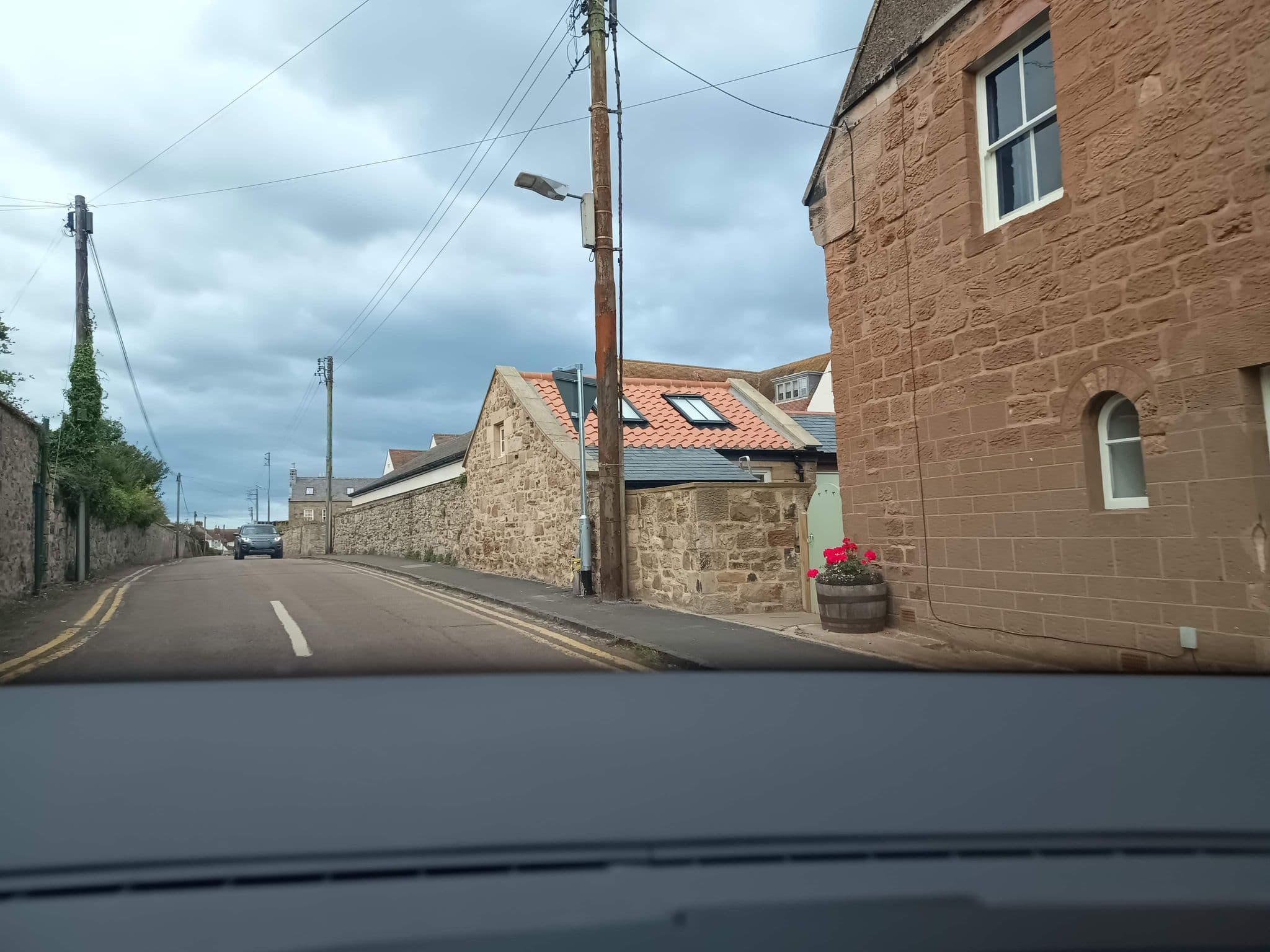 Street view near The Lord Crewe, North Sunderland — © zuse (CC BY-SA · Mapillary)