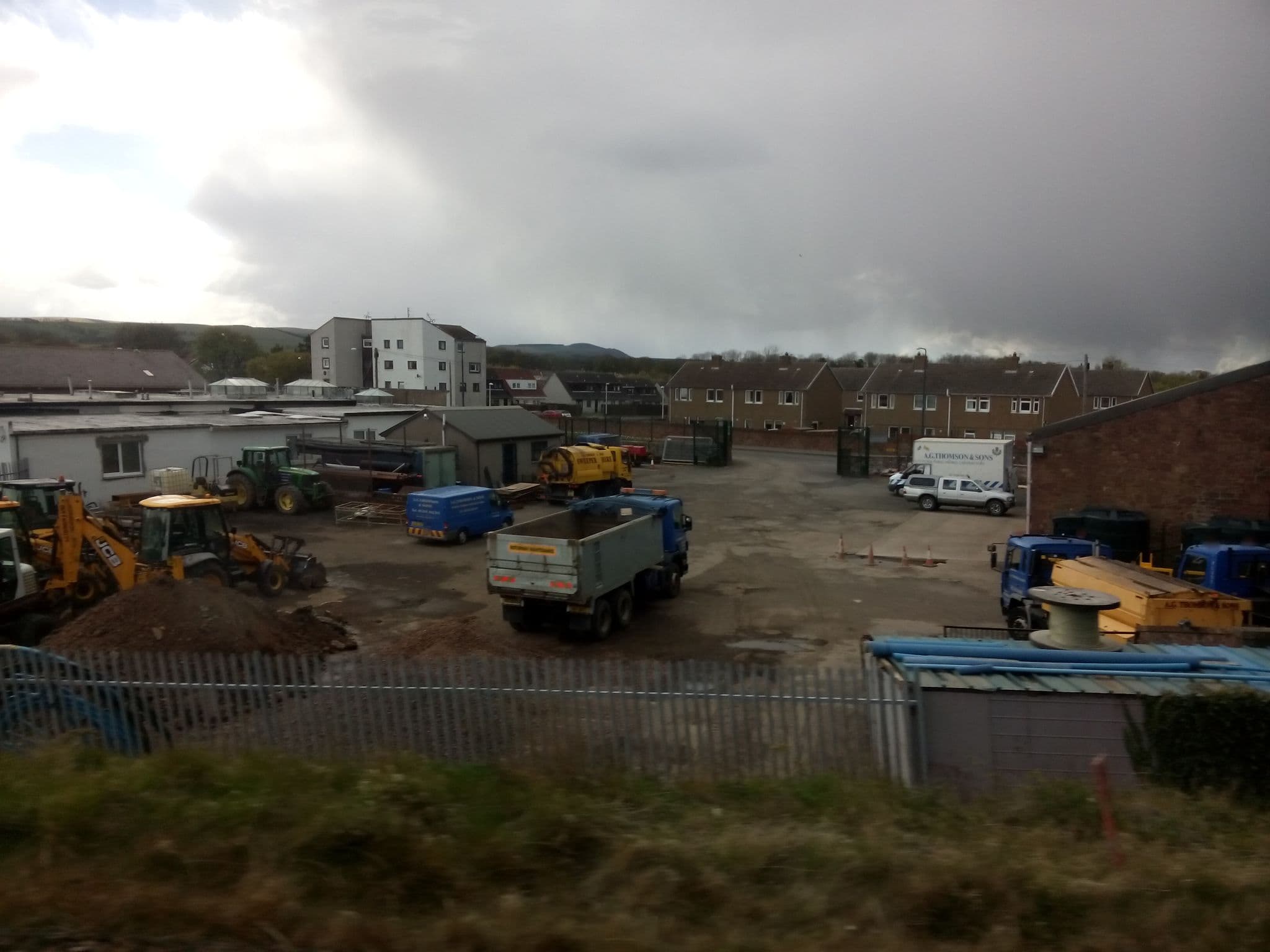 Street view near The Royal Mackintosh Hotel, Dunbar — © smsm1 (CC BY-SA · Mapillary)