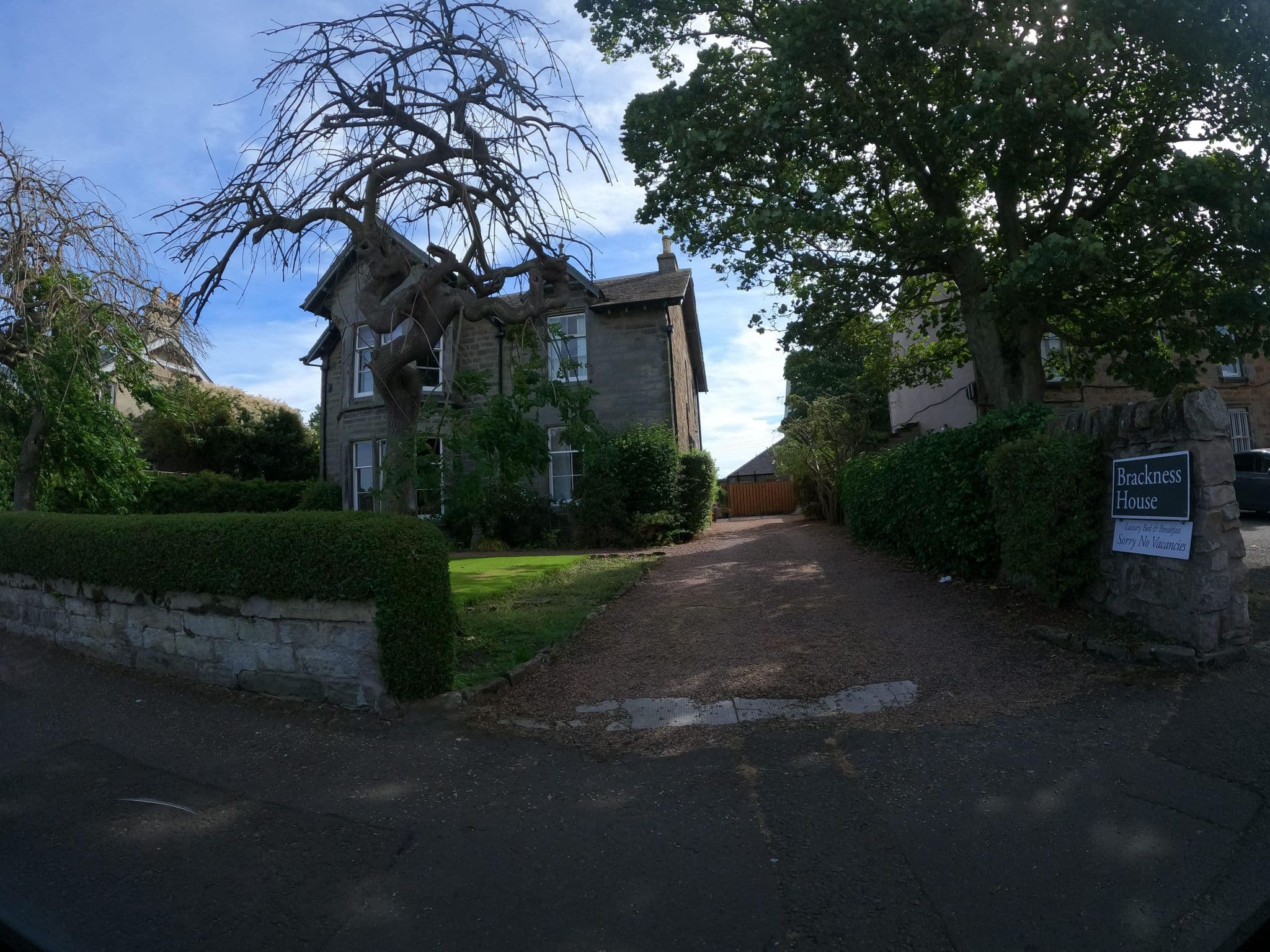 Street view near Brackness House Luxury B&B, Anstruther — © hobgoblin (CC BY-SA · Mapillary)