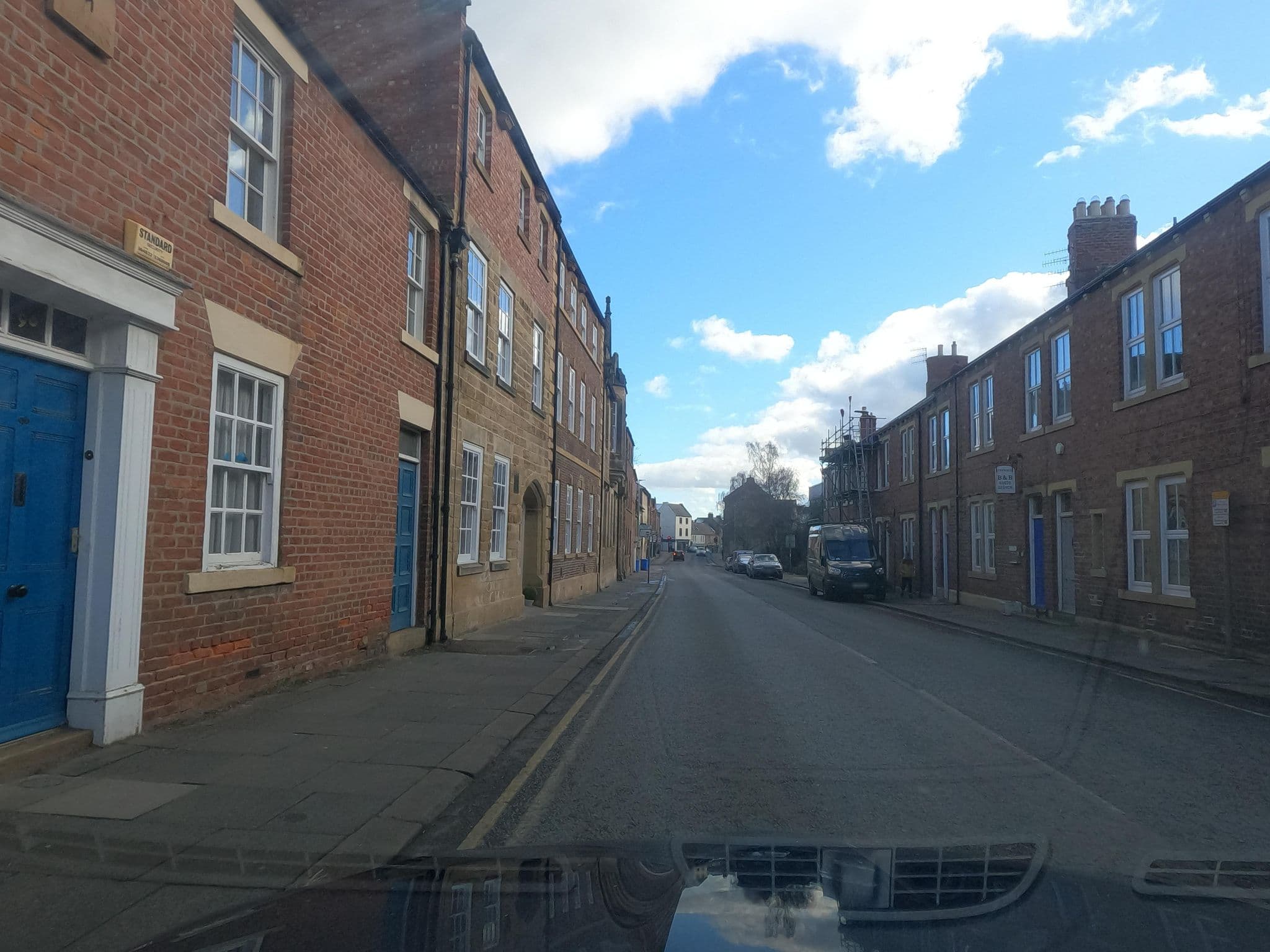 Street view near Stepping Stones Bed & Breakfast Morpeth (England), Morpeth — © floatingboater (CC BY-SA · Mapillary)