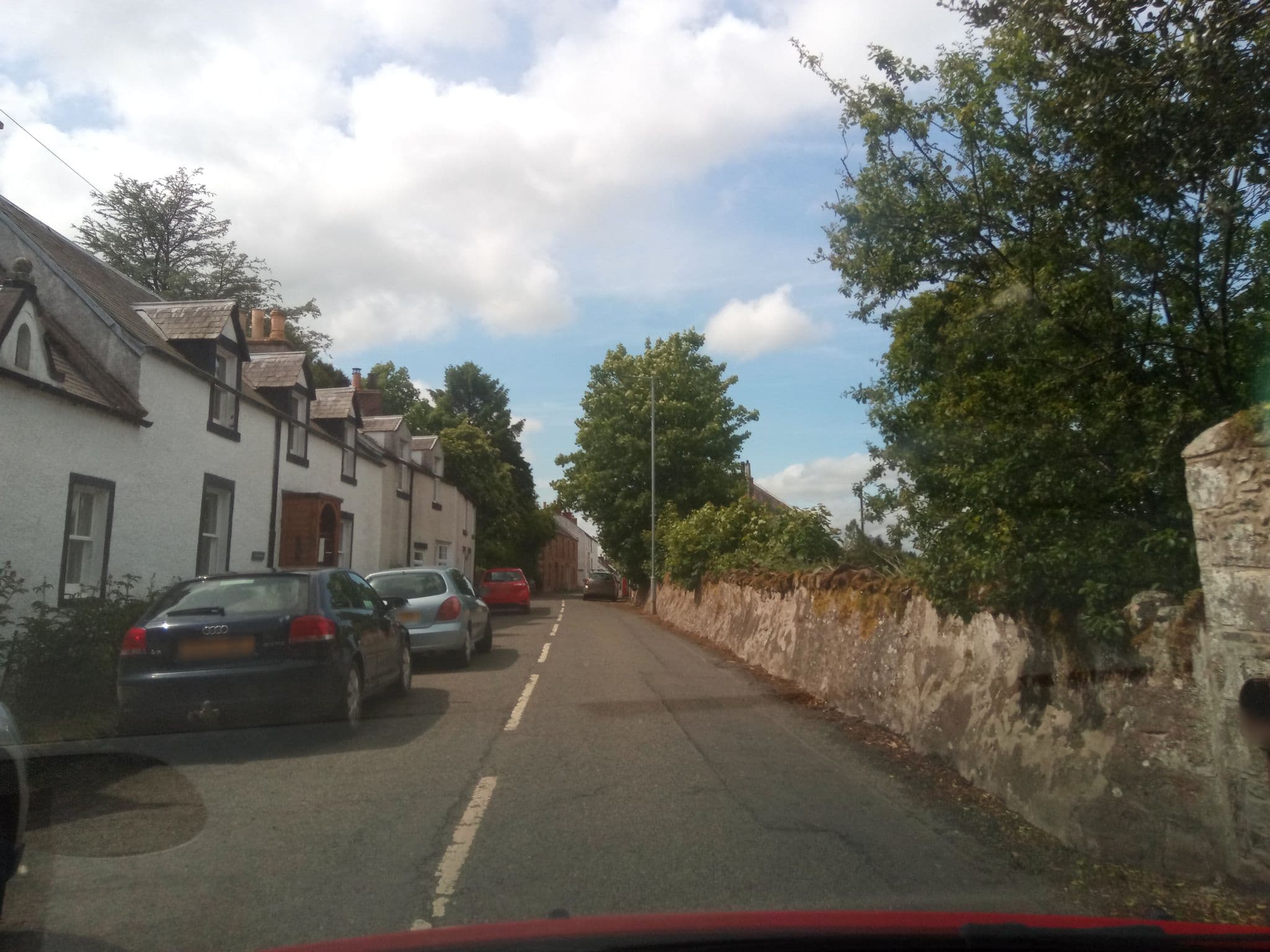 Street view near Eastern Cottage, Selkirk — © victuallers (CC BY-SA · Mapillary)