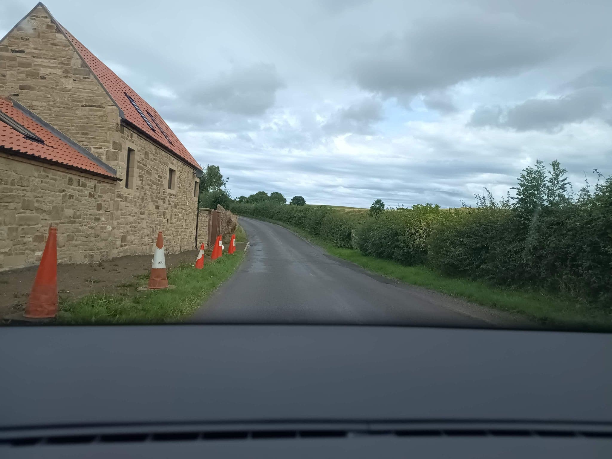 Street view near Goldenhill Retreats, North Sunderland — © zuse (CC BY-SA · Mapillary)