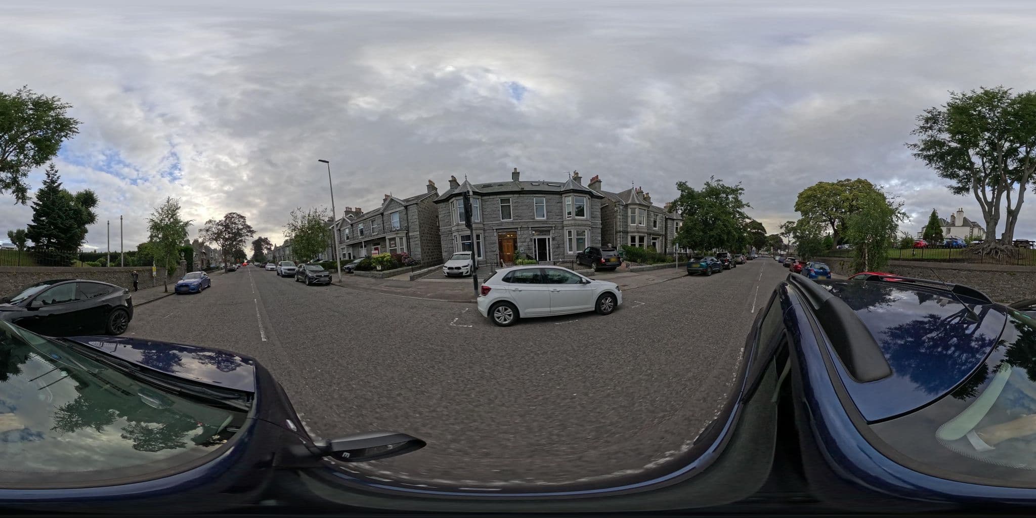 Street view near Vaila Guest House, Aberdeen — © coetserw (CC BY-SA · Mapillary)