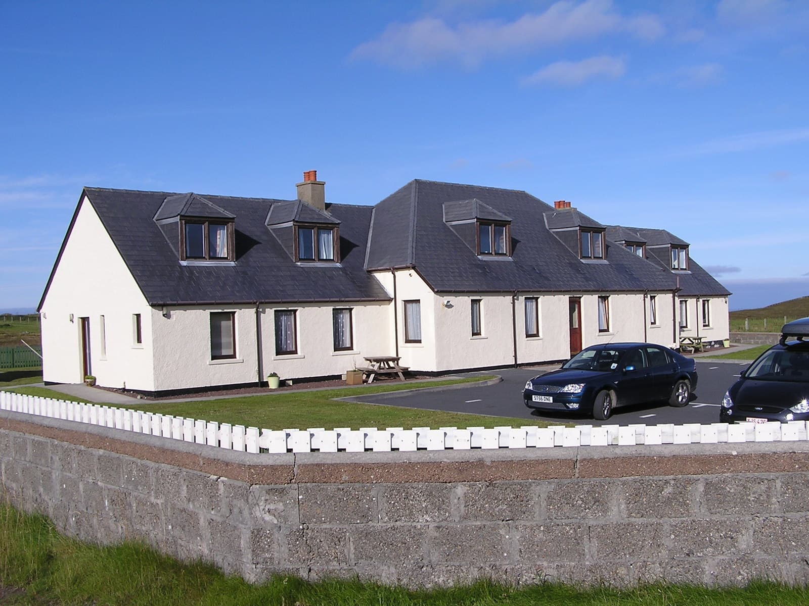 Self Catering Shetland (via Wikimedia Commons, CC BY-SA 2.0)
