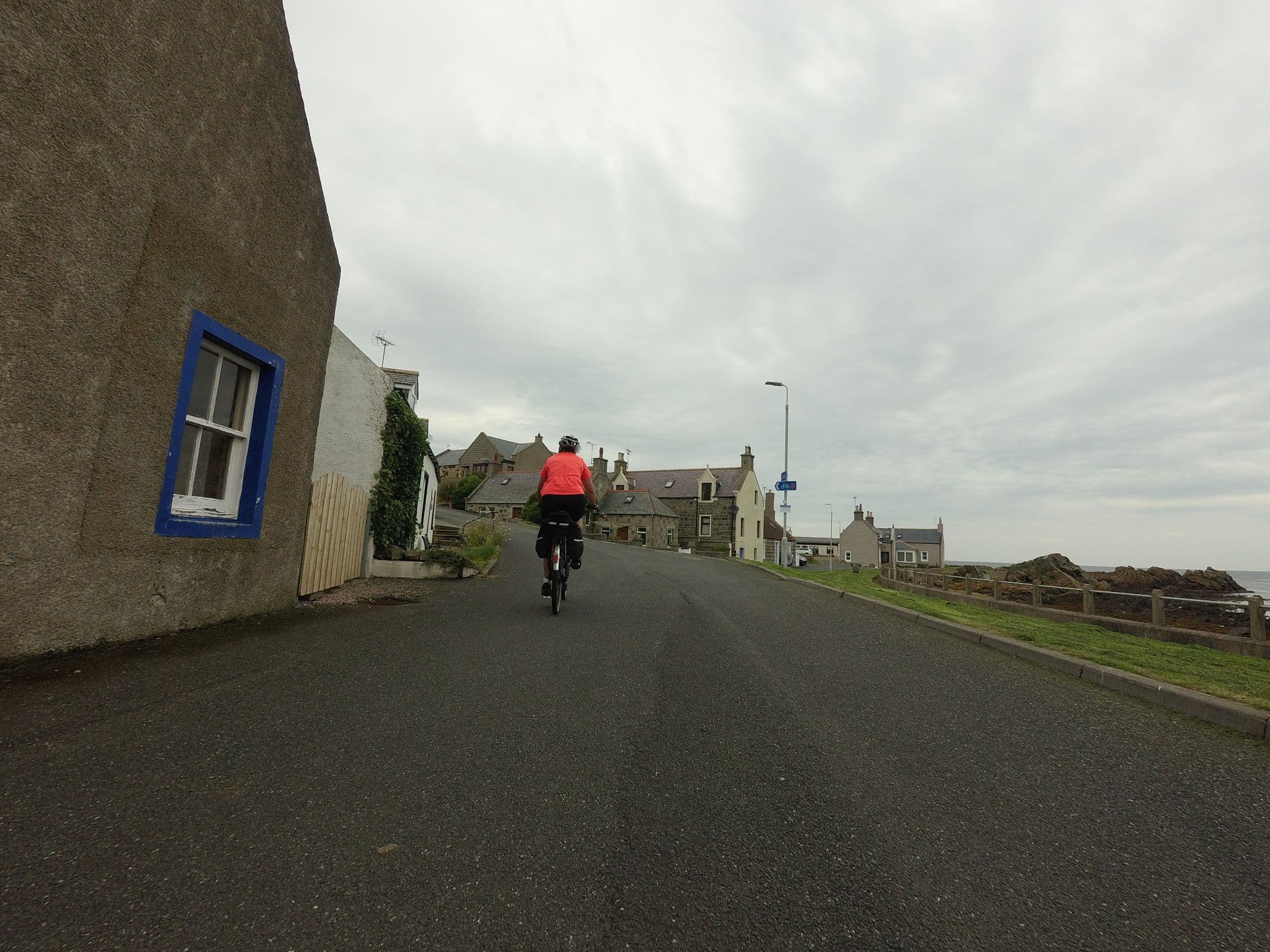 Street view near Westcliff, Whitehills — © tallguy (CC BY-SA · Mapillary)