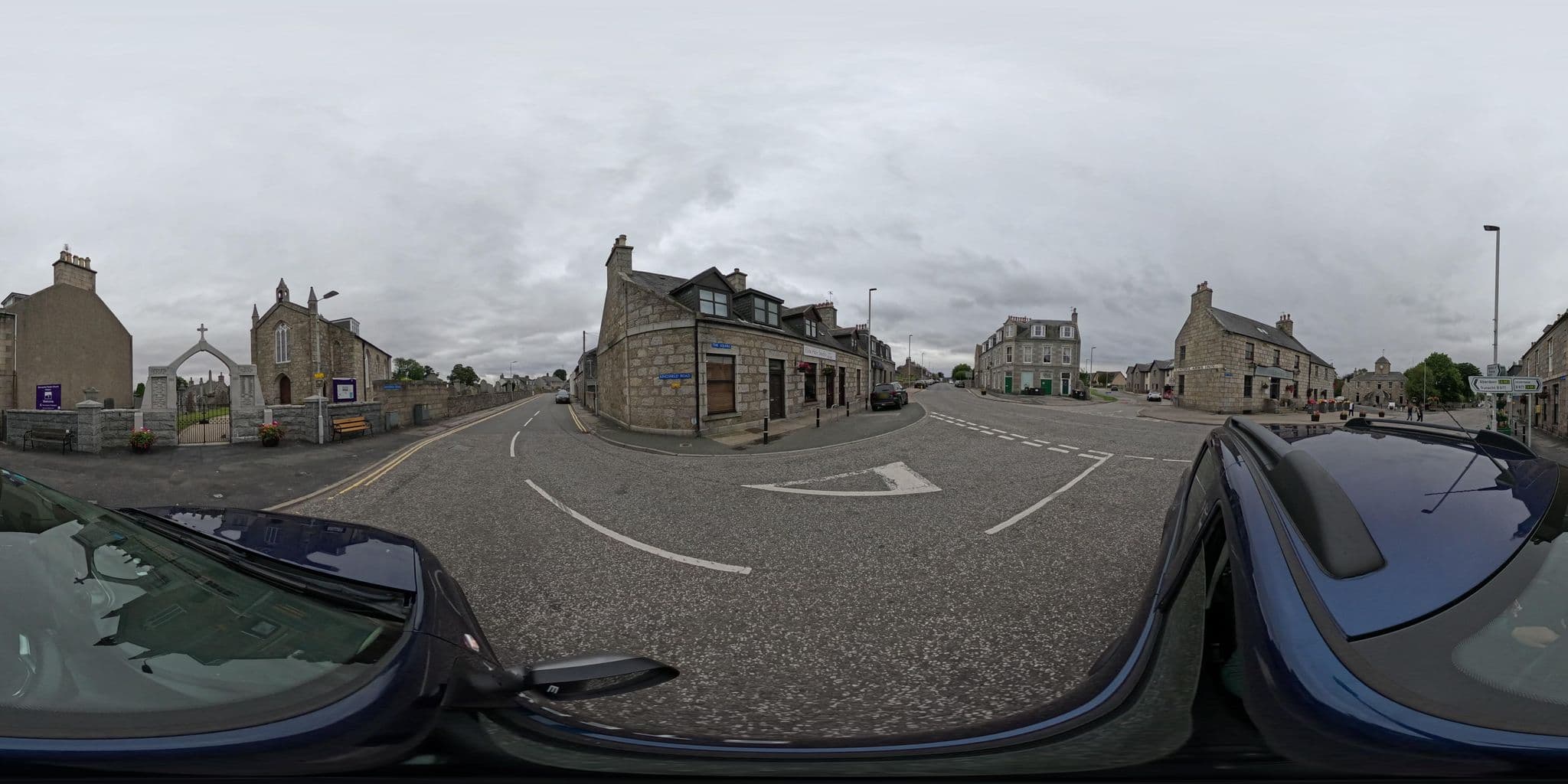 Street view near The Square Hotel, Restaurant and Bar, Kintore — © coetserw (CC BY-SA · Mapillary)