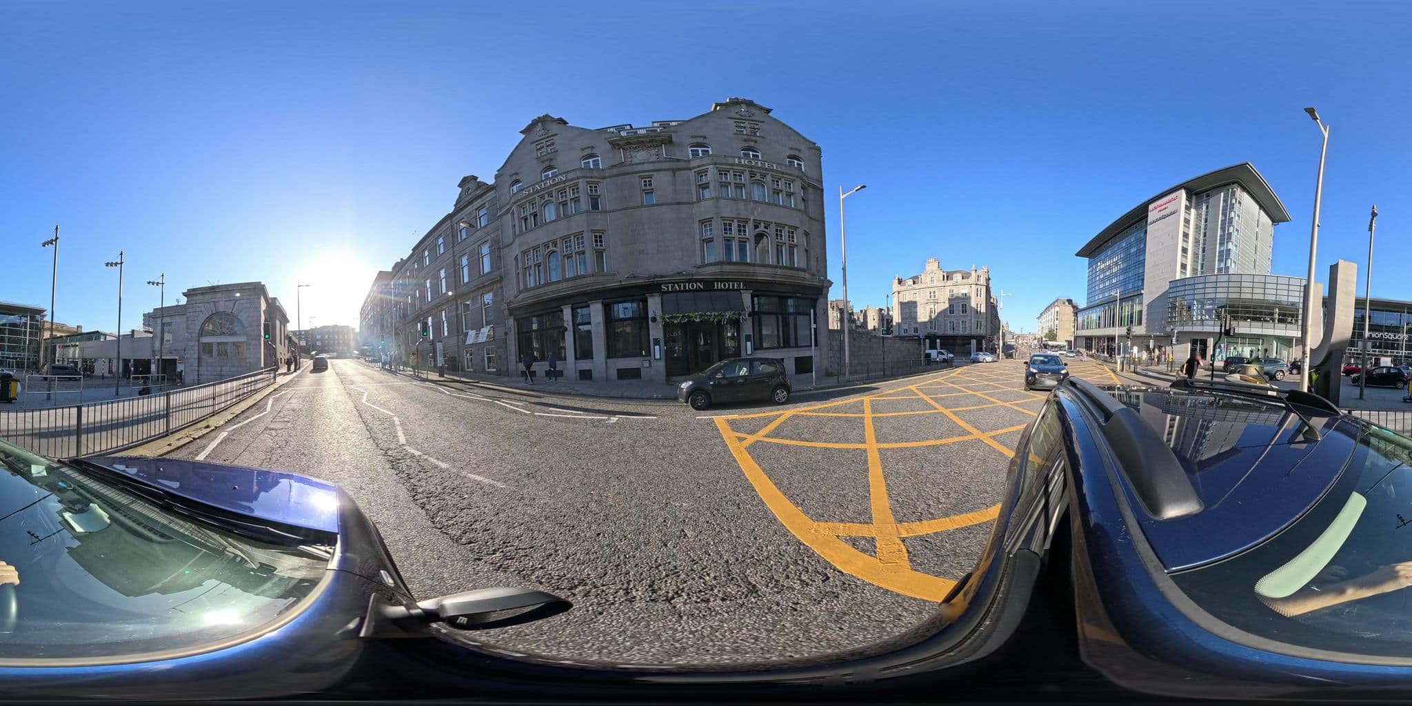 Street view near Station Hotel, Aberdeen — © coetserw (CC BY-SA · Mapillary)