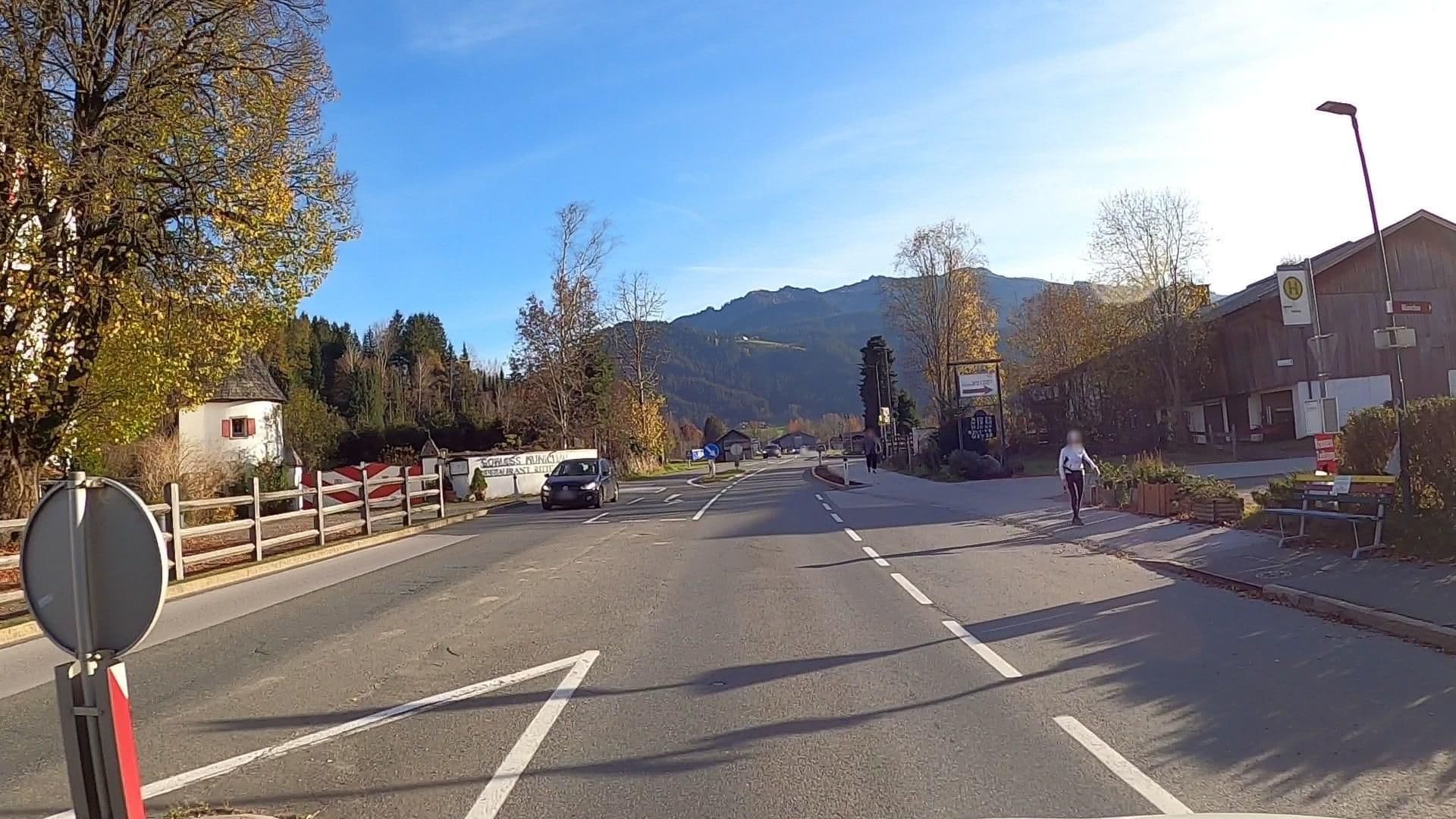 Street view near Schloss Münichau, Reith bei Kitzbühel — © osmplus_org (CC BY-SA · Mapillary)