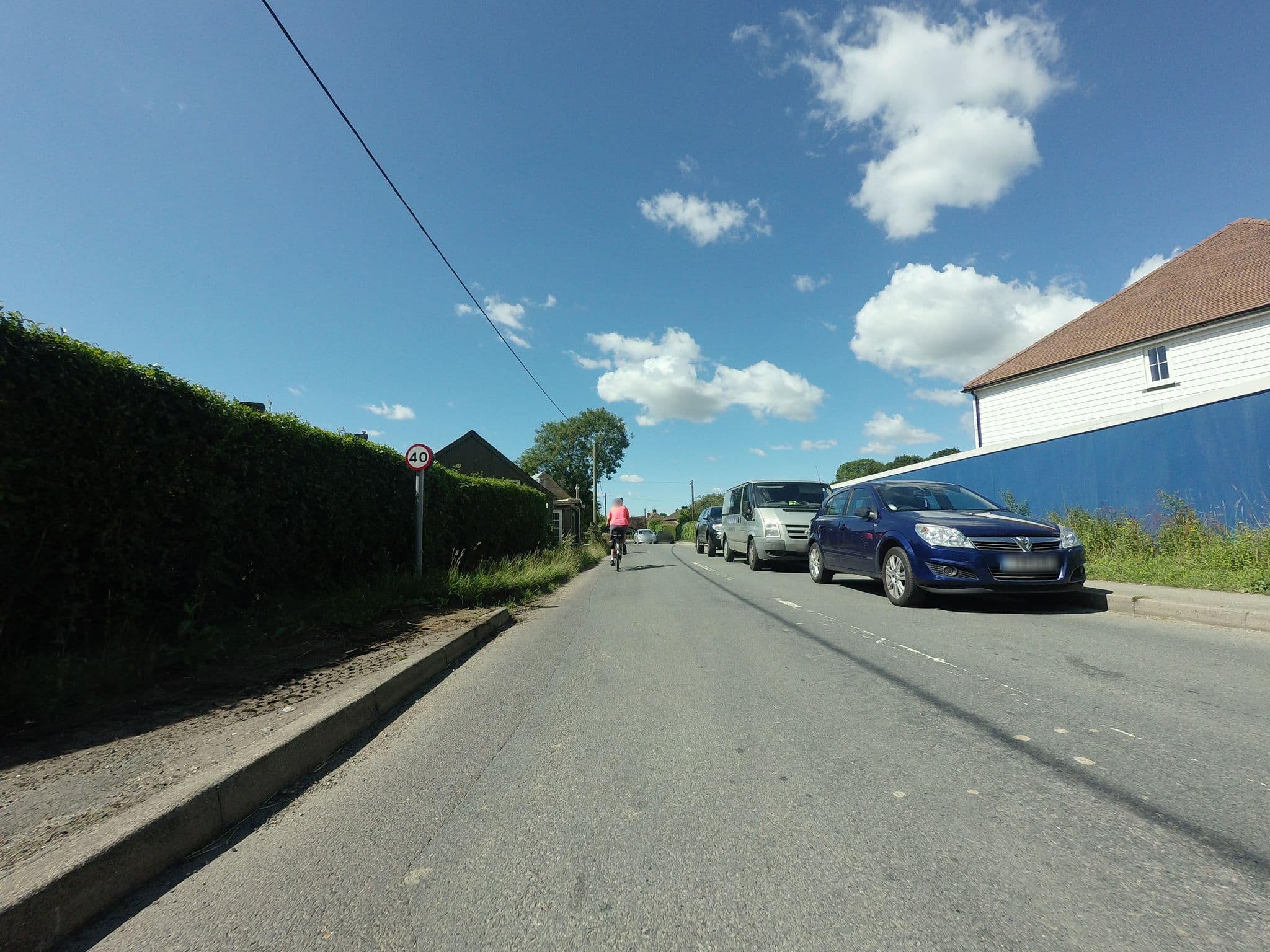 Street view near May Garland Inn, Horam — © tallguy (CC BY-SA · Mapillary)