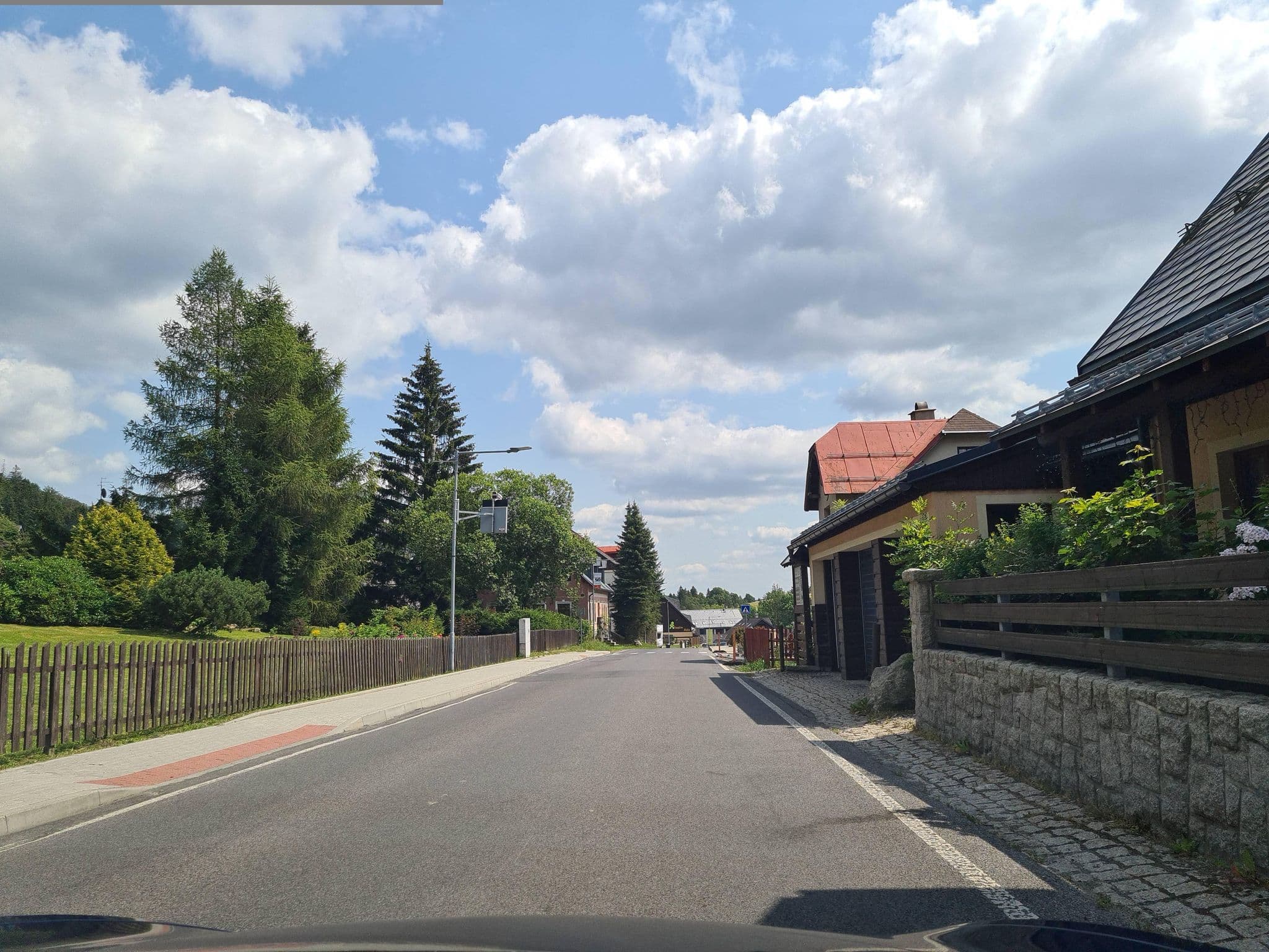 Street view near PRIM Apartmány, Janov nad Nisou — © kino (CC BY-SA · Mapillary)