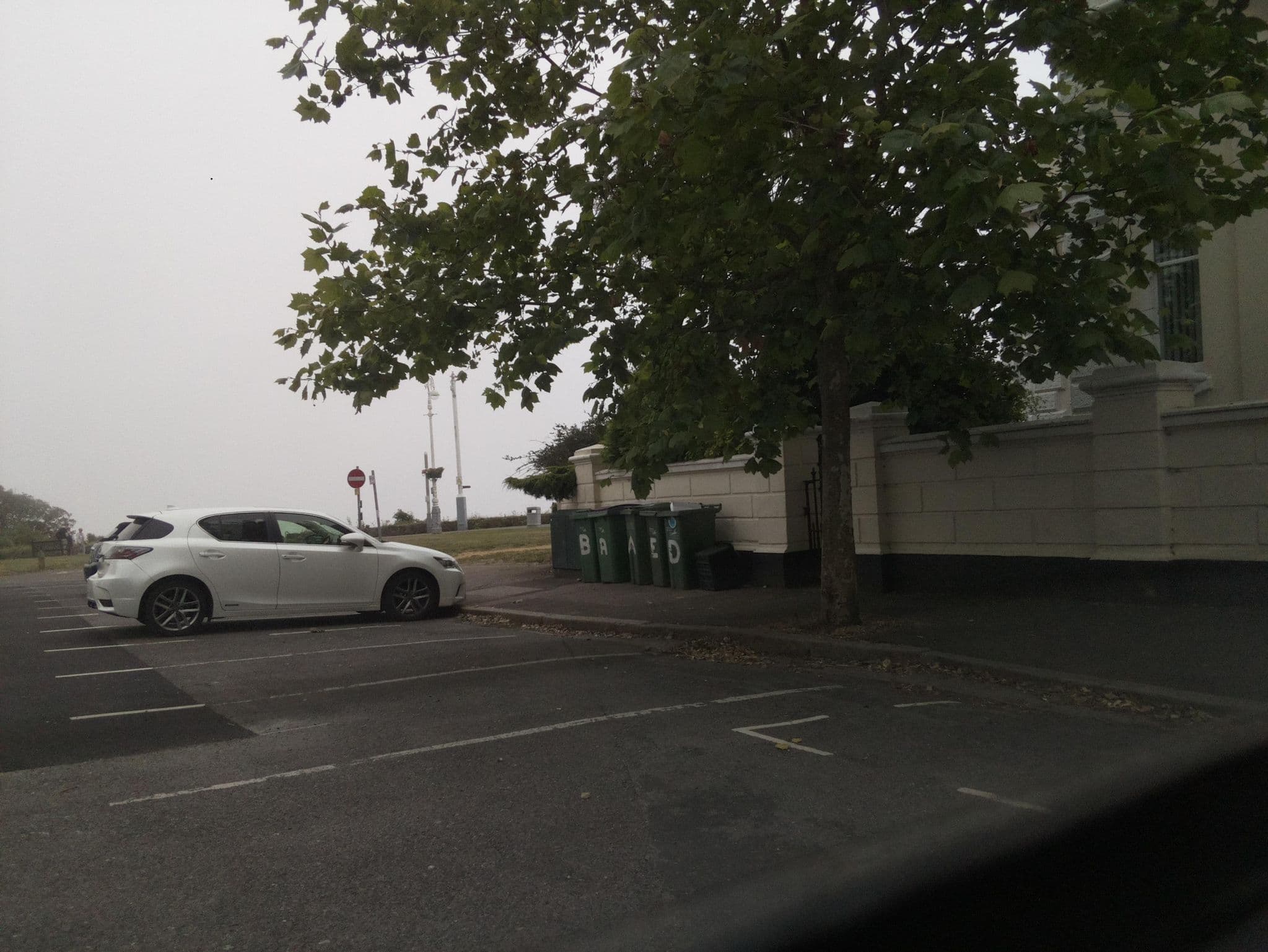 Street view near The View Hotel, Folkestone — © southglos (CC BY-SA · Mapillary)