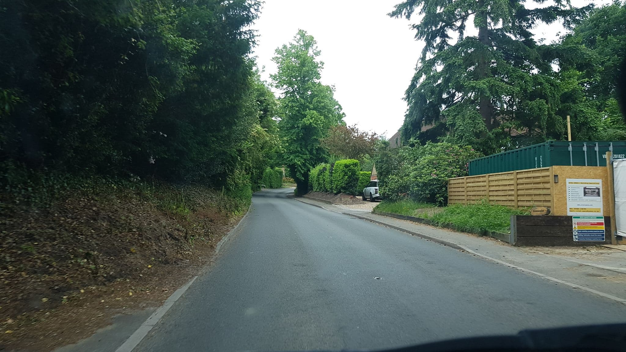 Street view near Towers Hotel East Horsley, East Horsley — © richardc (CC BY-SA · Mapillary)