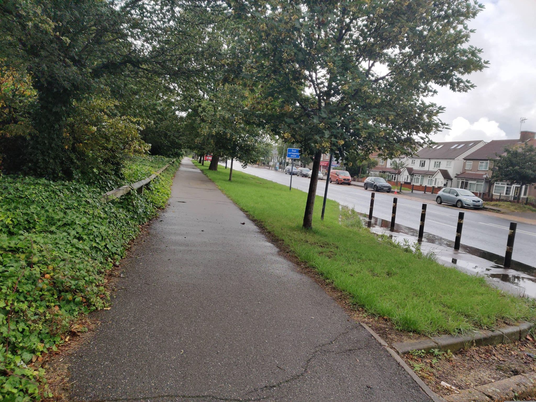 Street view near North Point B&B, West Drayton — © jpennycook (CC BY-SA · Mapillary)