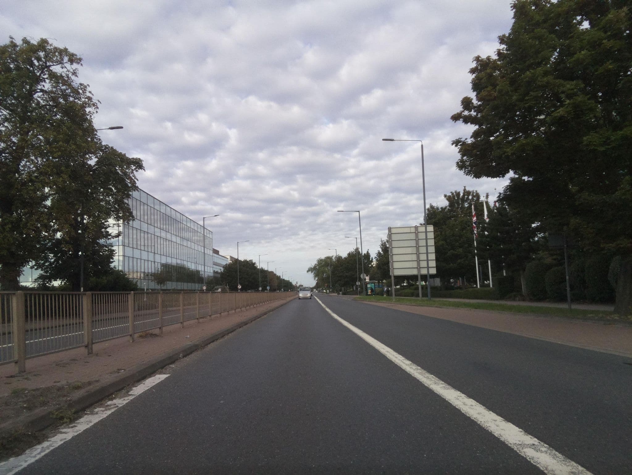 Street view near Marriott LHR Leisure Club, Cranford — © southglos (CC BY-SA · Mapillary)