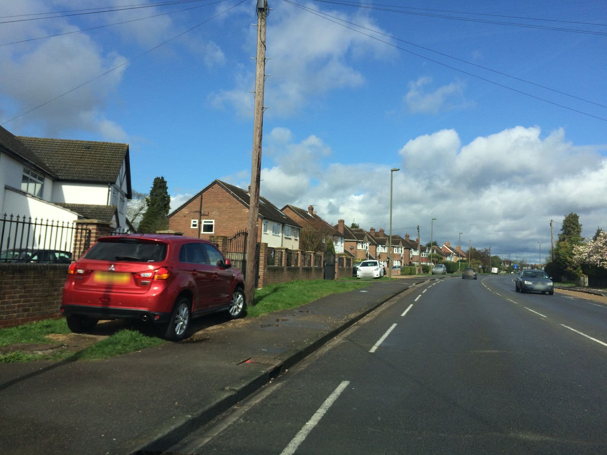 Street view near Thameside Accomodation, Staines — © jjh (CC BY-SA · Mapillary)