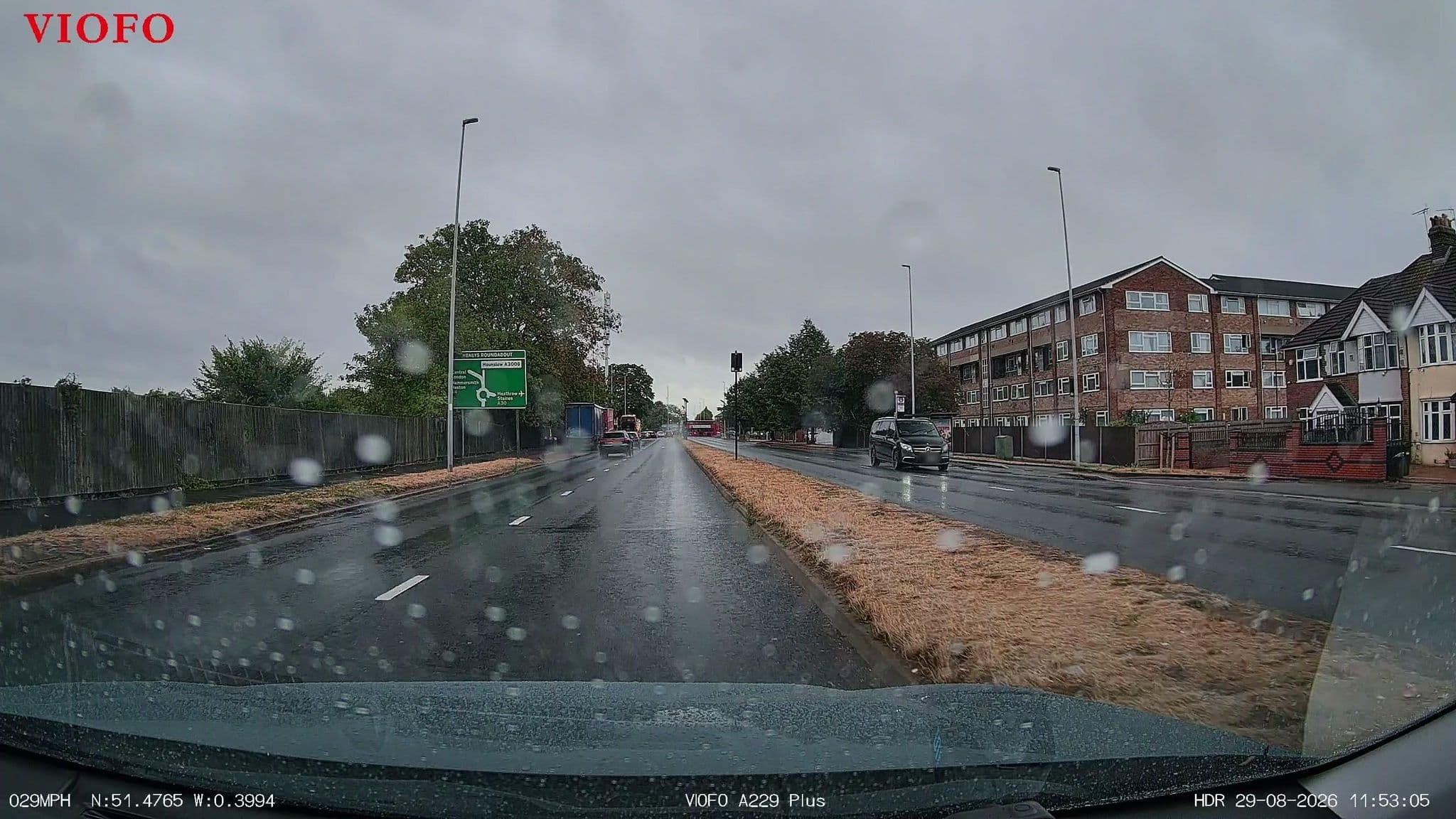 Street view near Gertrudes, Cranford — © RyanBush (CC BY-SA · Mapillary)