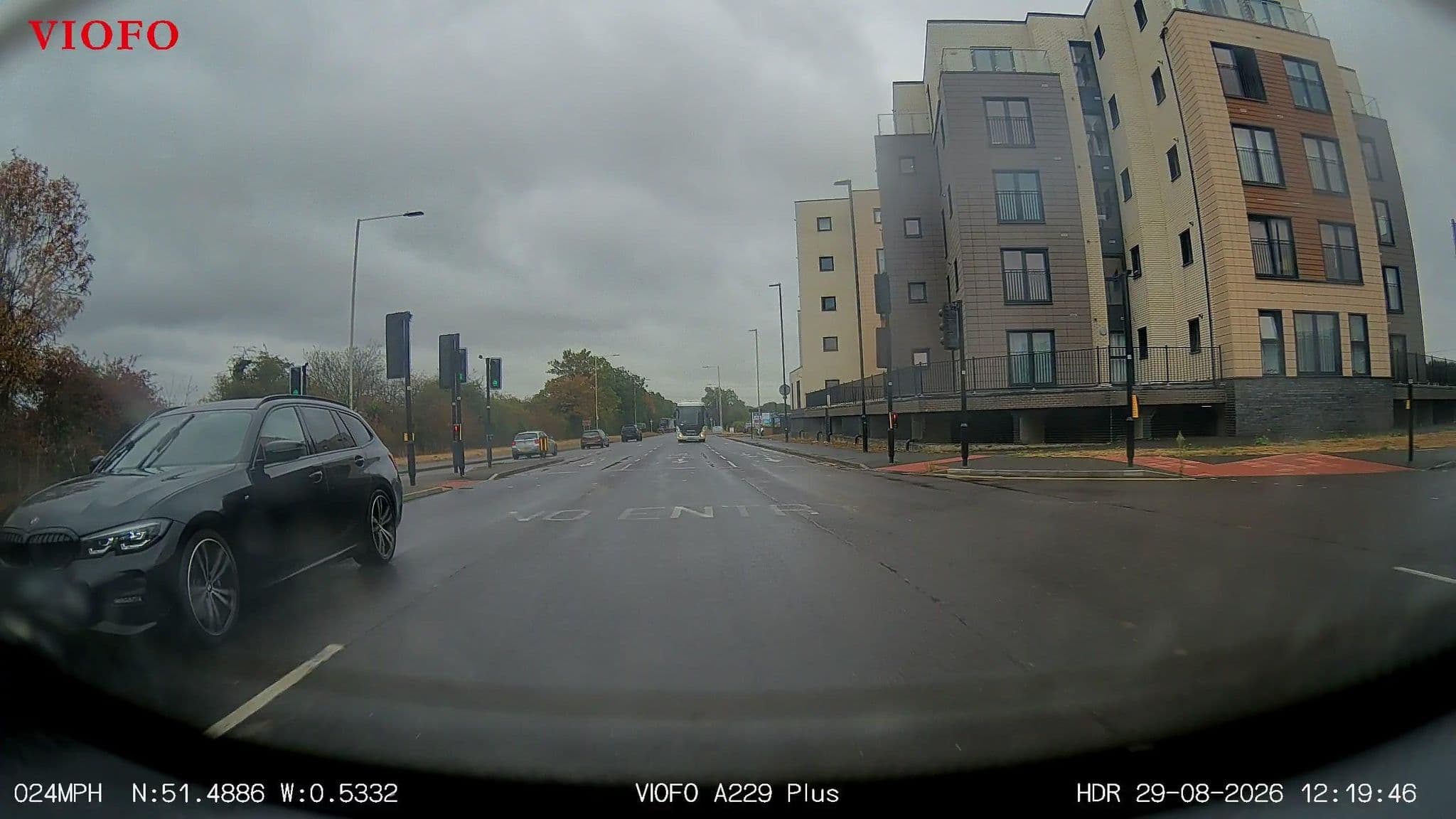 Street view near Quality Hotel Heathrow, Colnbrook — © RyanBush (CC BY-SA · Mapillary)