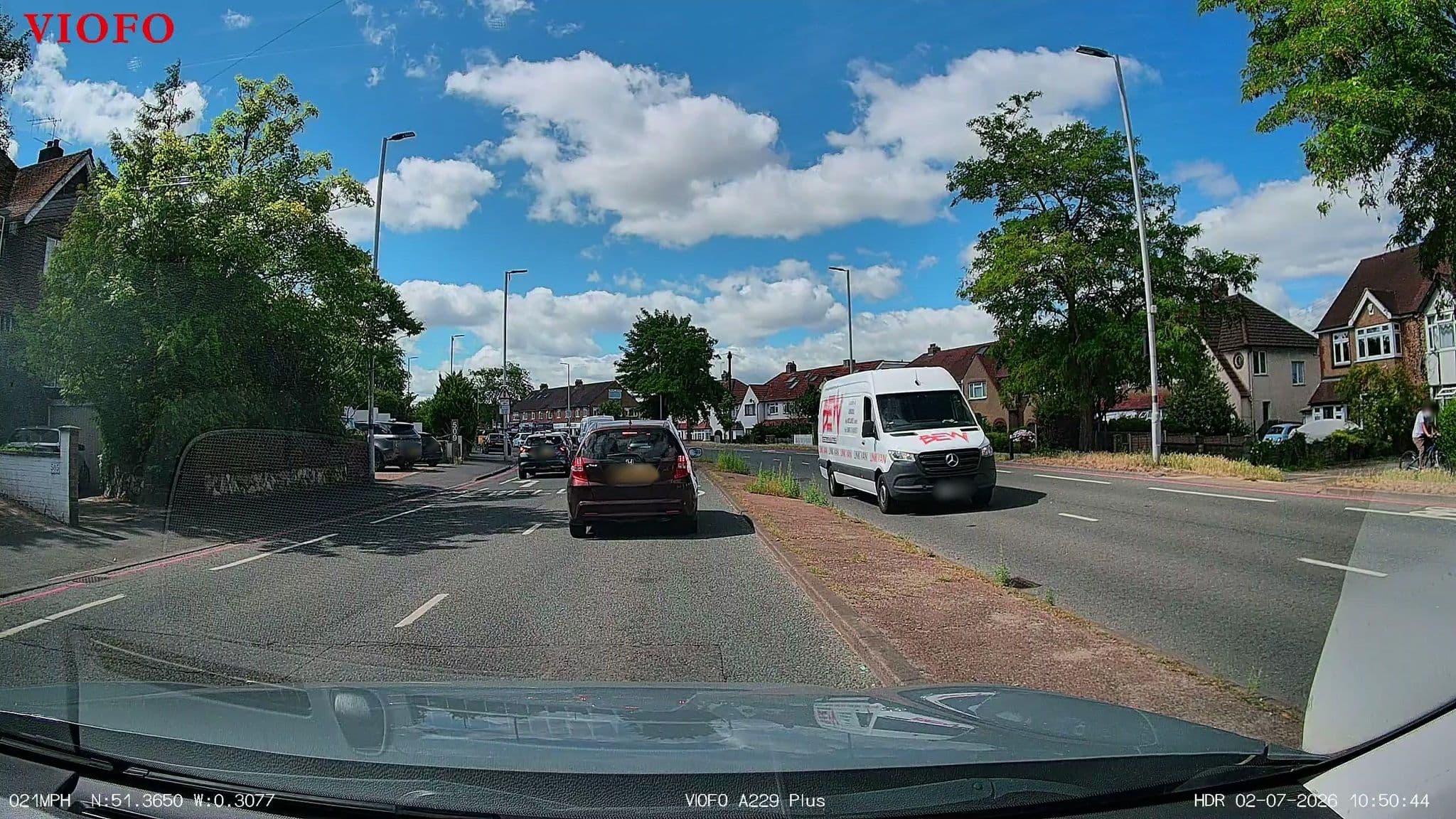 Street view near Cosy Lodge, Chessington — © RyanBush (CC BY-SA · Mapillary)