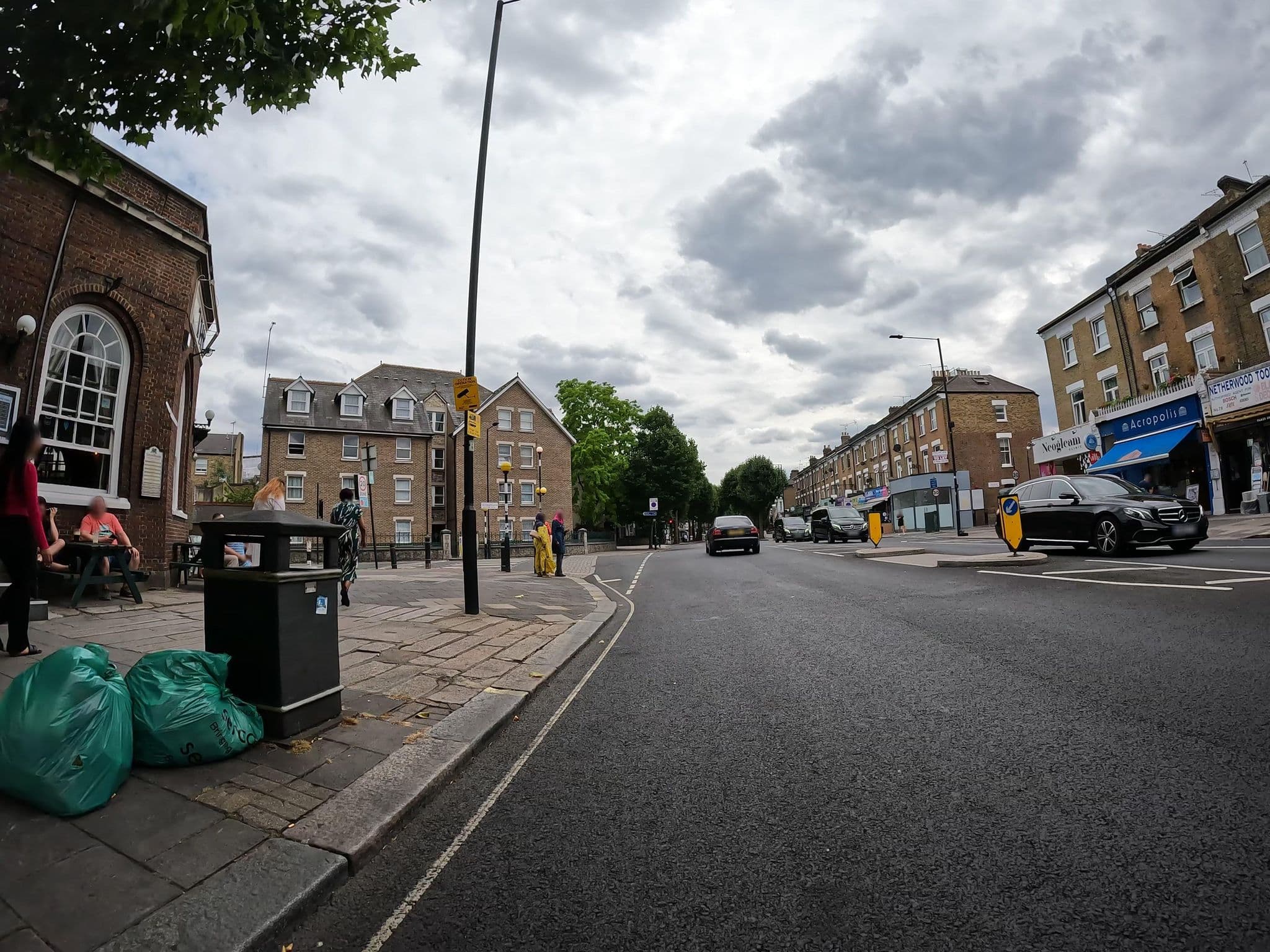 Street view near Plaza, Shepherds Bush — © erias (CC BY-SA · Mapillary)