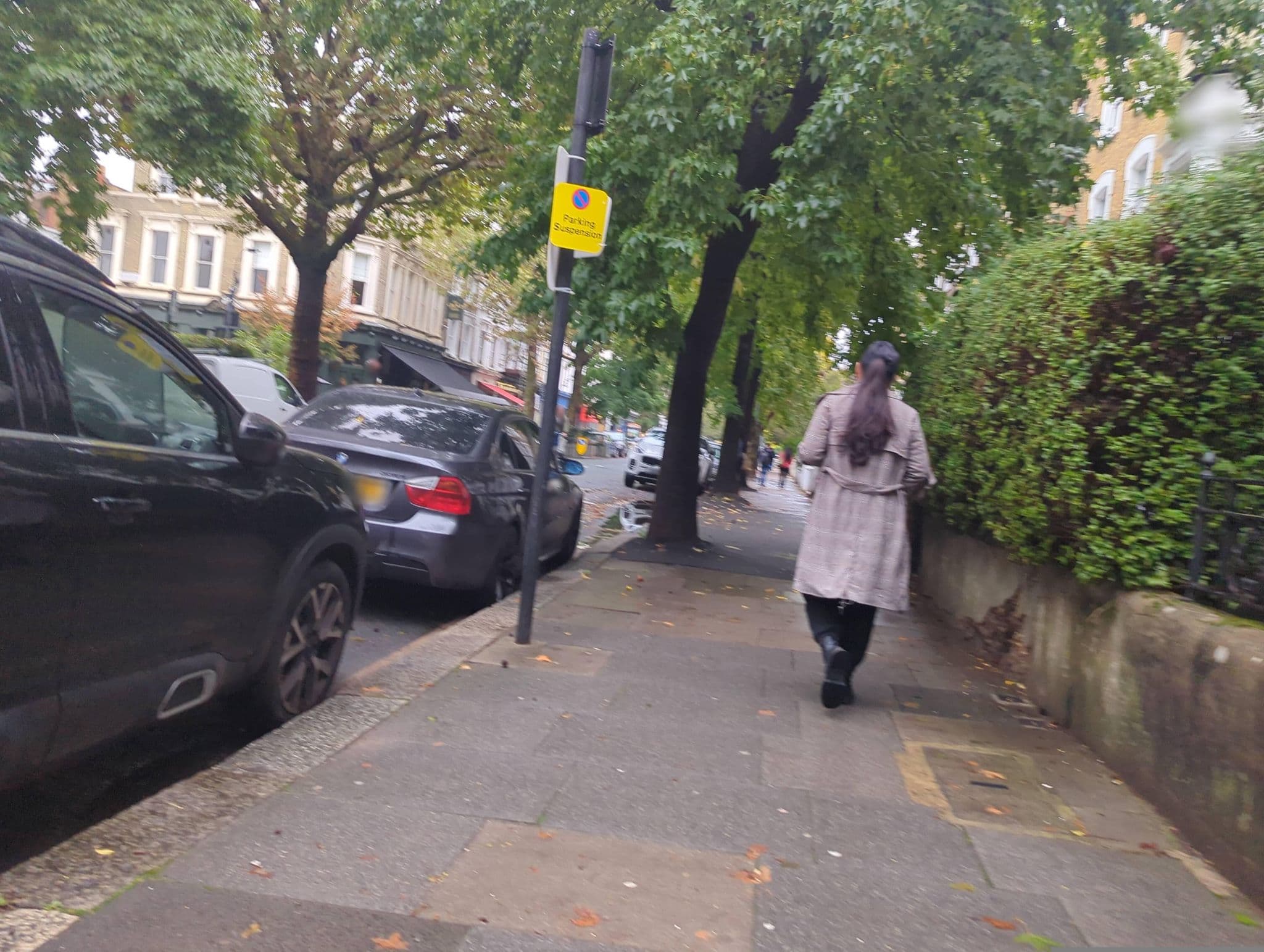 Street view near Medway Guest House, Shepherds Bush — © KasperSFranz (CC BY-SA · Mapillary)