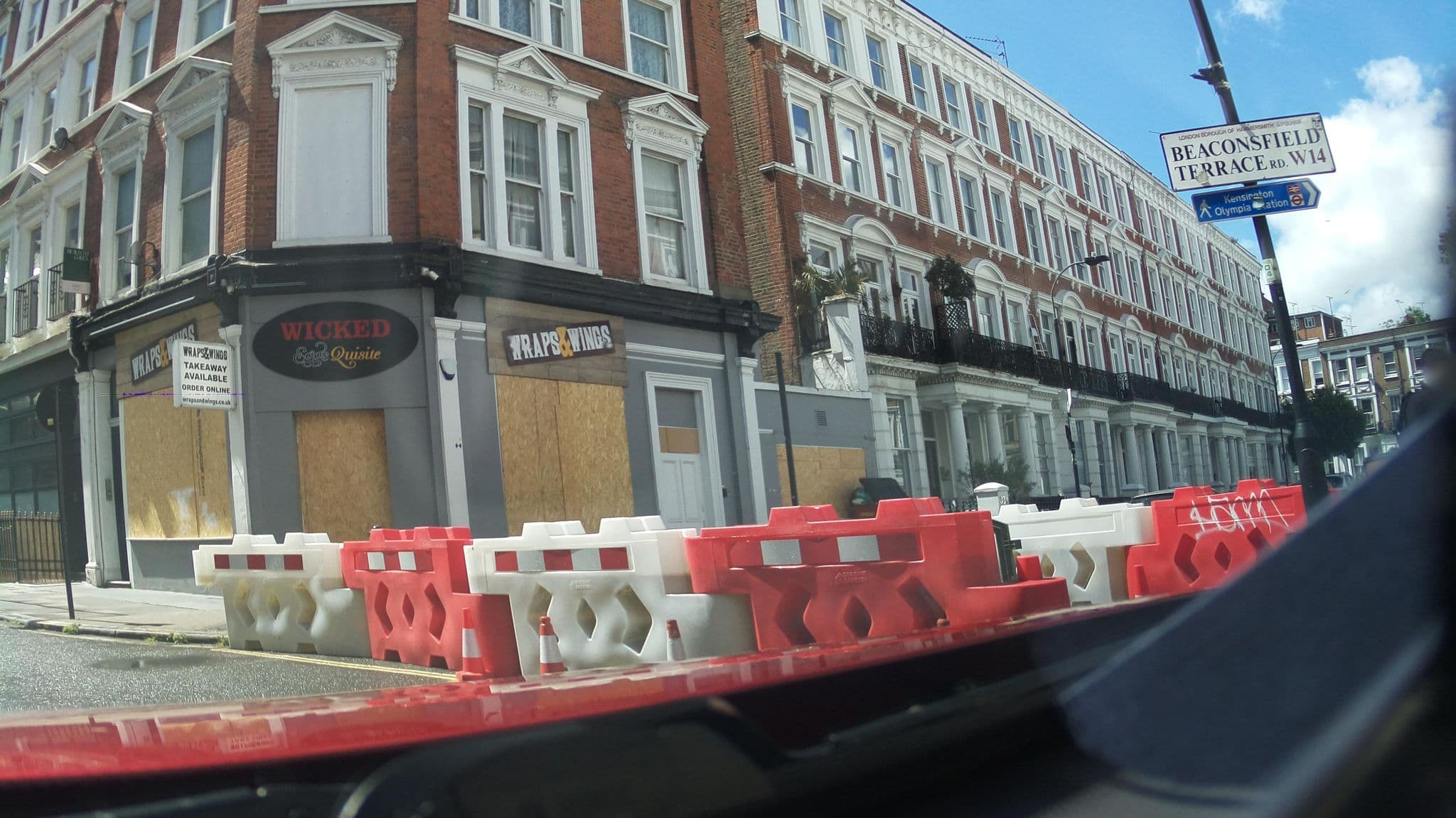 Street view near Airbnb Noman, Shepherds Bush — © southglos (CC BY-SA · Mapillary)