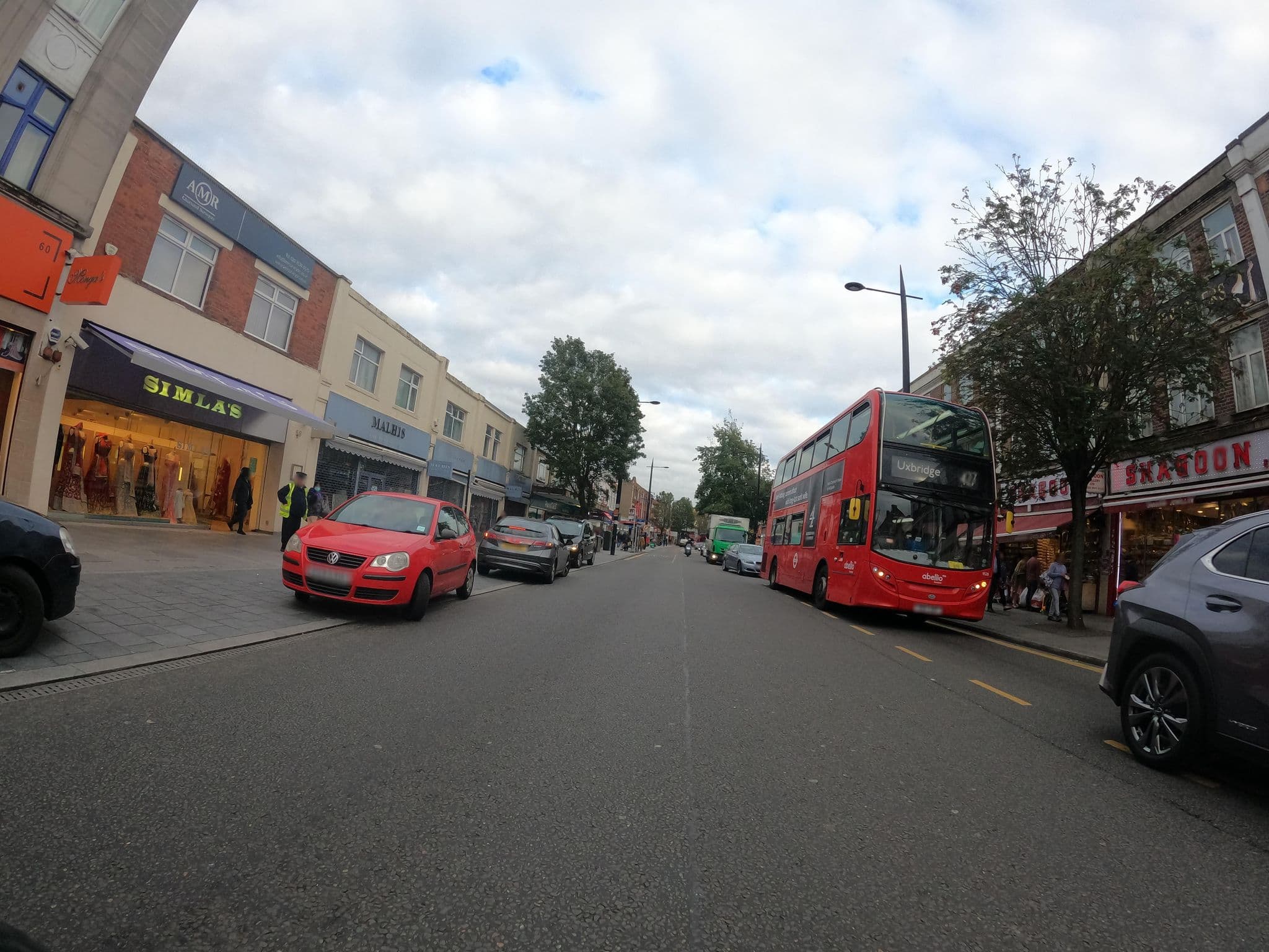 Street view near Skylight Hotel, Southall — © milhouse (CC BY-SA · Mapillary)
