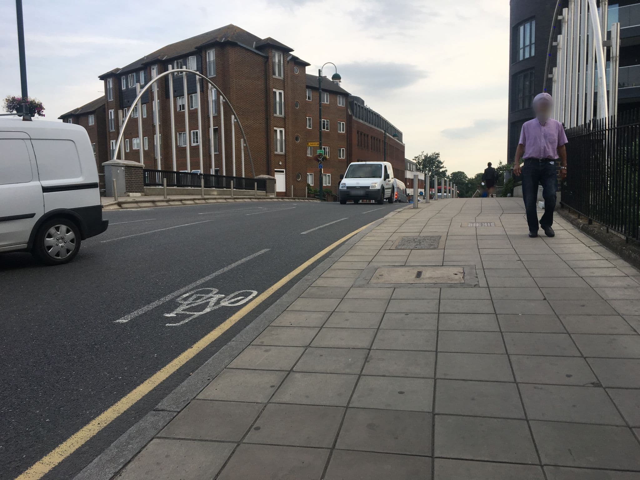 Street view near P3, West Drayton — © 4004 (CC BY-SA · Mapillary)