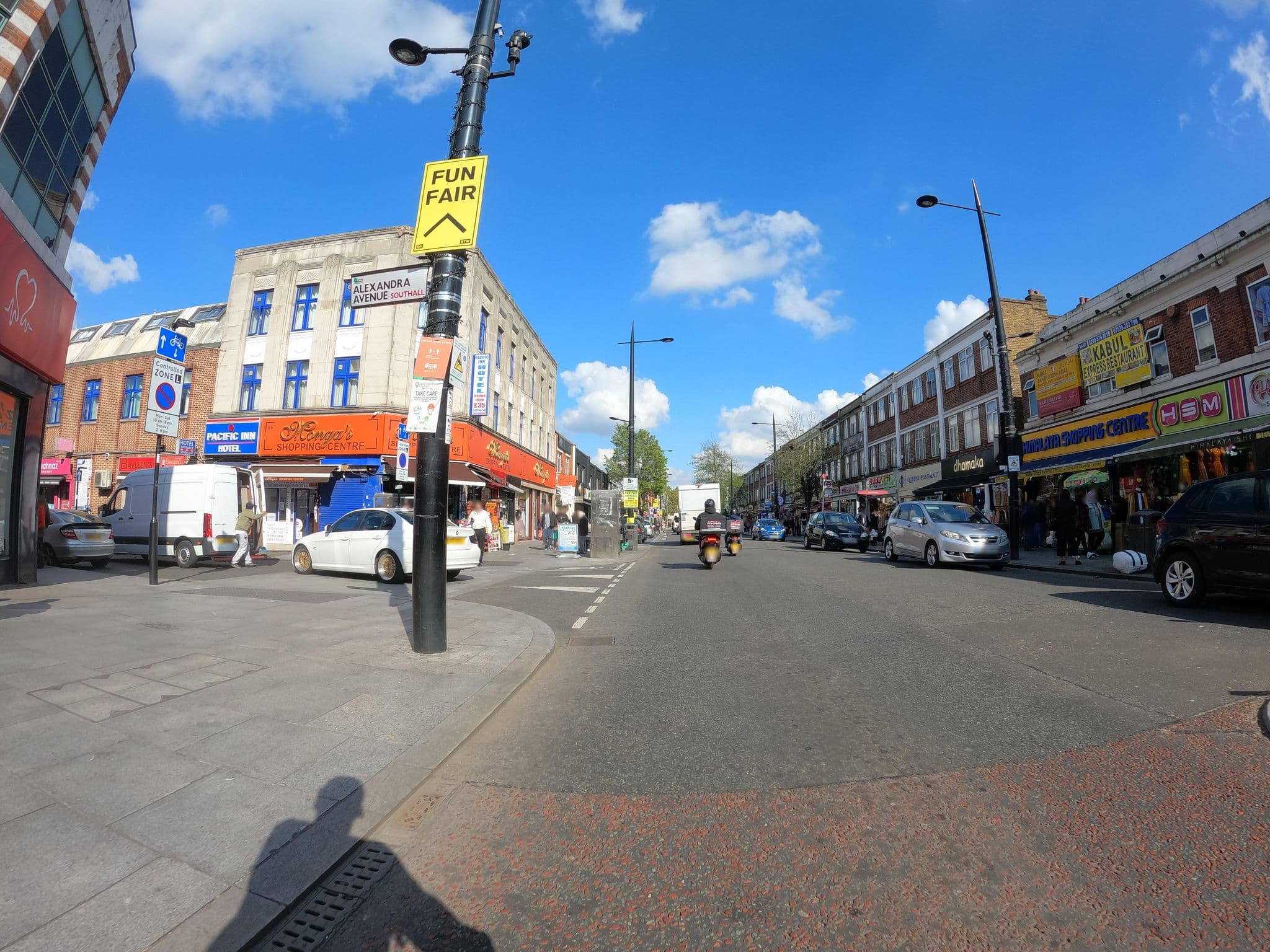Street view near Universal Plaza Hotel, Southall — © milhouse (CC BY-SA · Mapillary)
