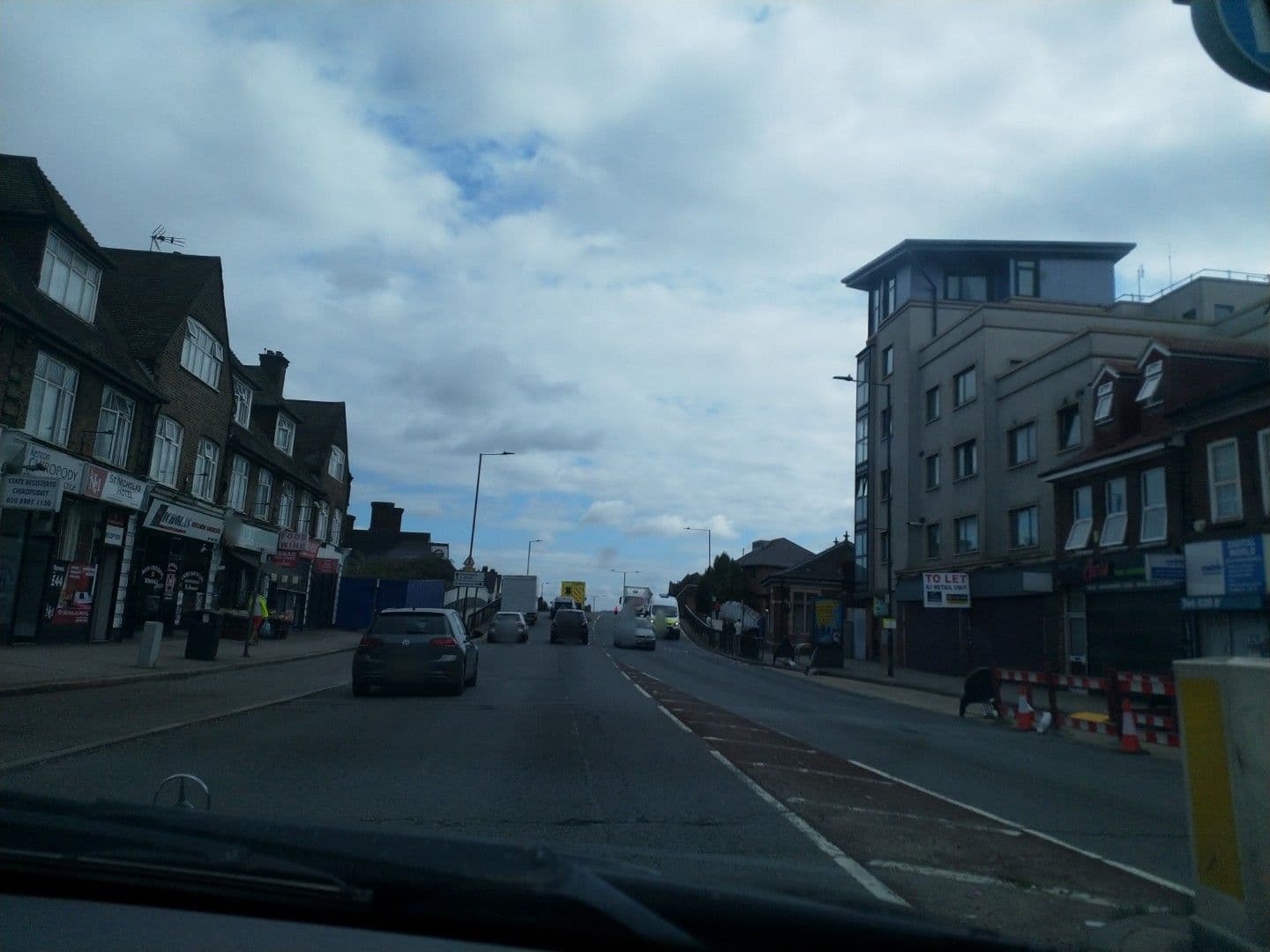 Street view near Nicholas, Harrow — © laye (CC BY-SA · Mapillary)