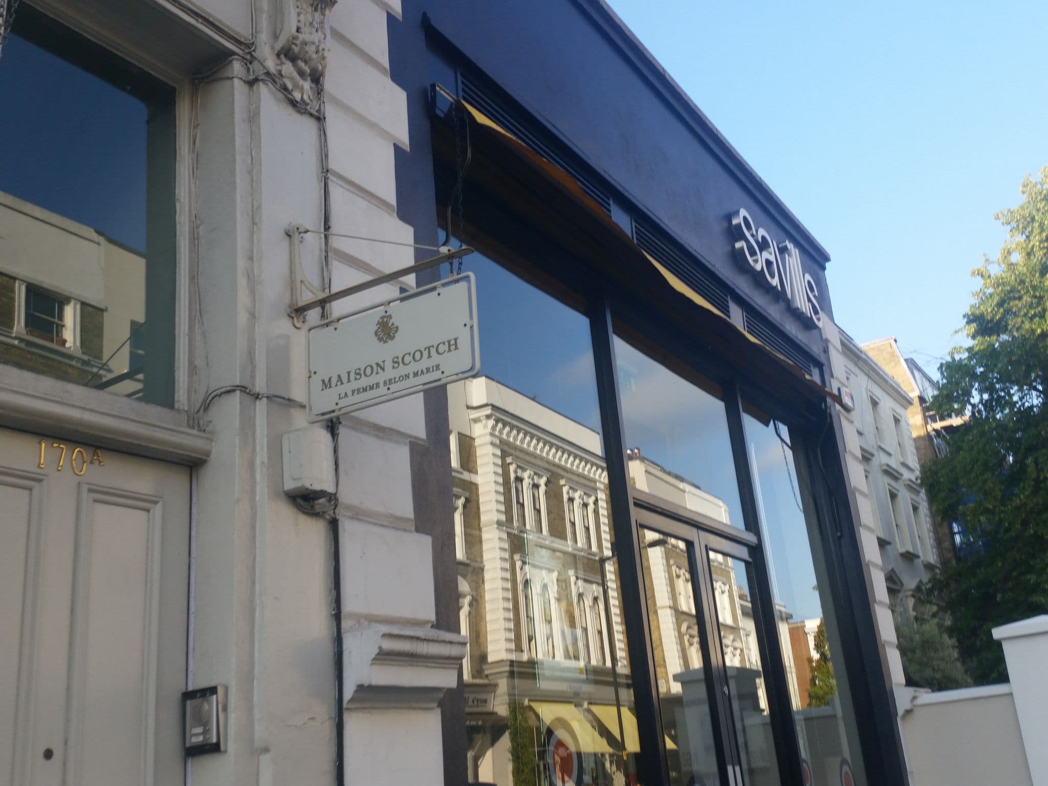 Street view near Cpk Limited, Notting Hill — © matth81 (CC BY-SA · Mapillary)