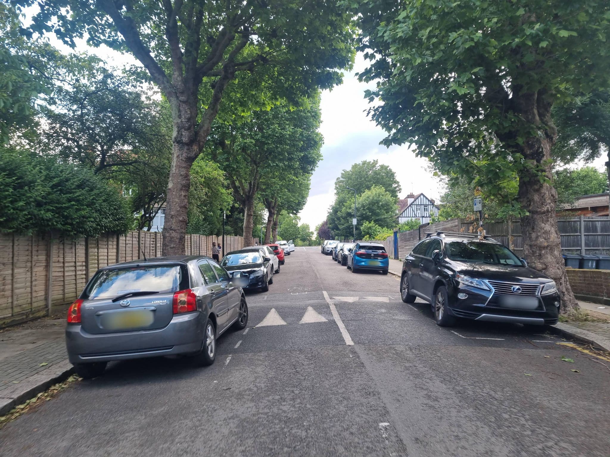 Street view near 247 London Hostel, Cricklewood — © Roufster (CC BY-SA · Mapillary)