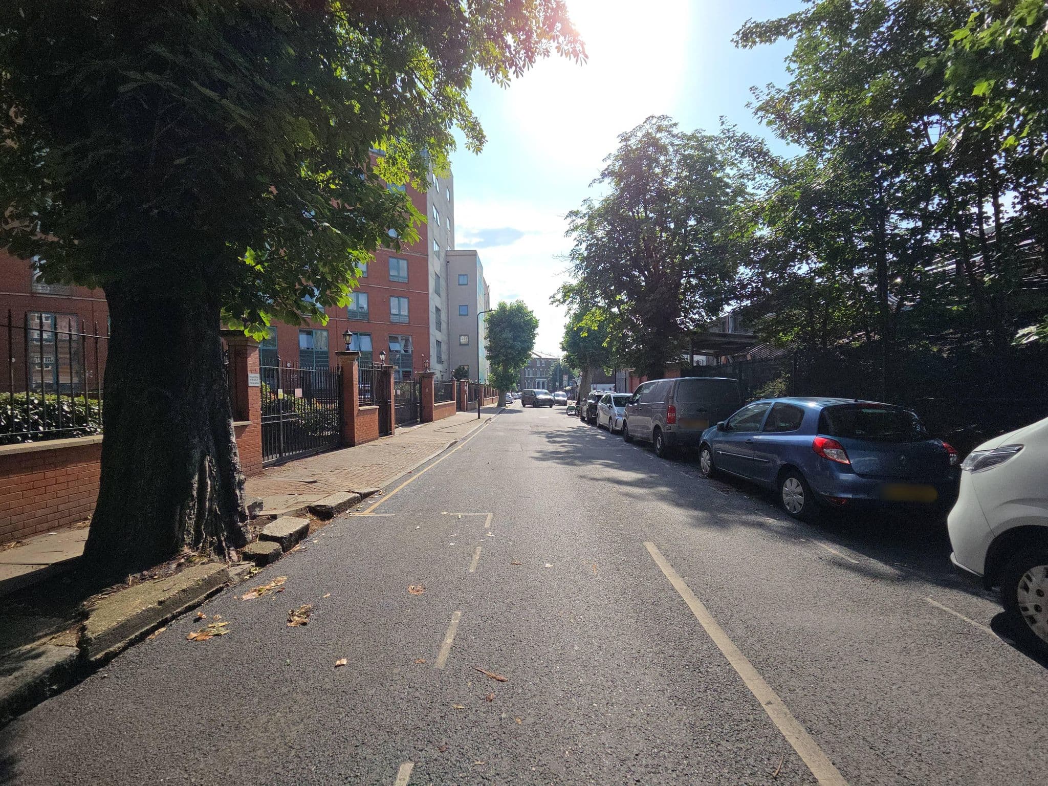 Street view near Hestia Travel London, Kilburn — © Roufster (CC BY-SA · Mapillary)