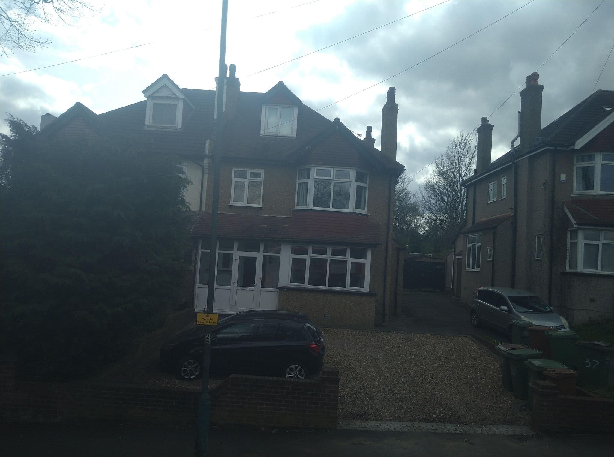 Street view near Carshalton Ridge B & B, Wallington — © siriusmart (CC BY-SA · Mapillary)