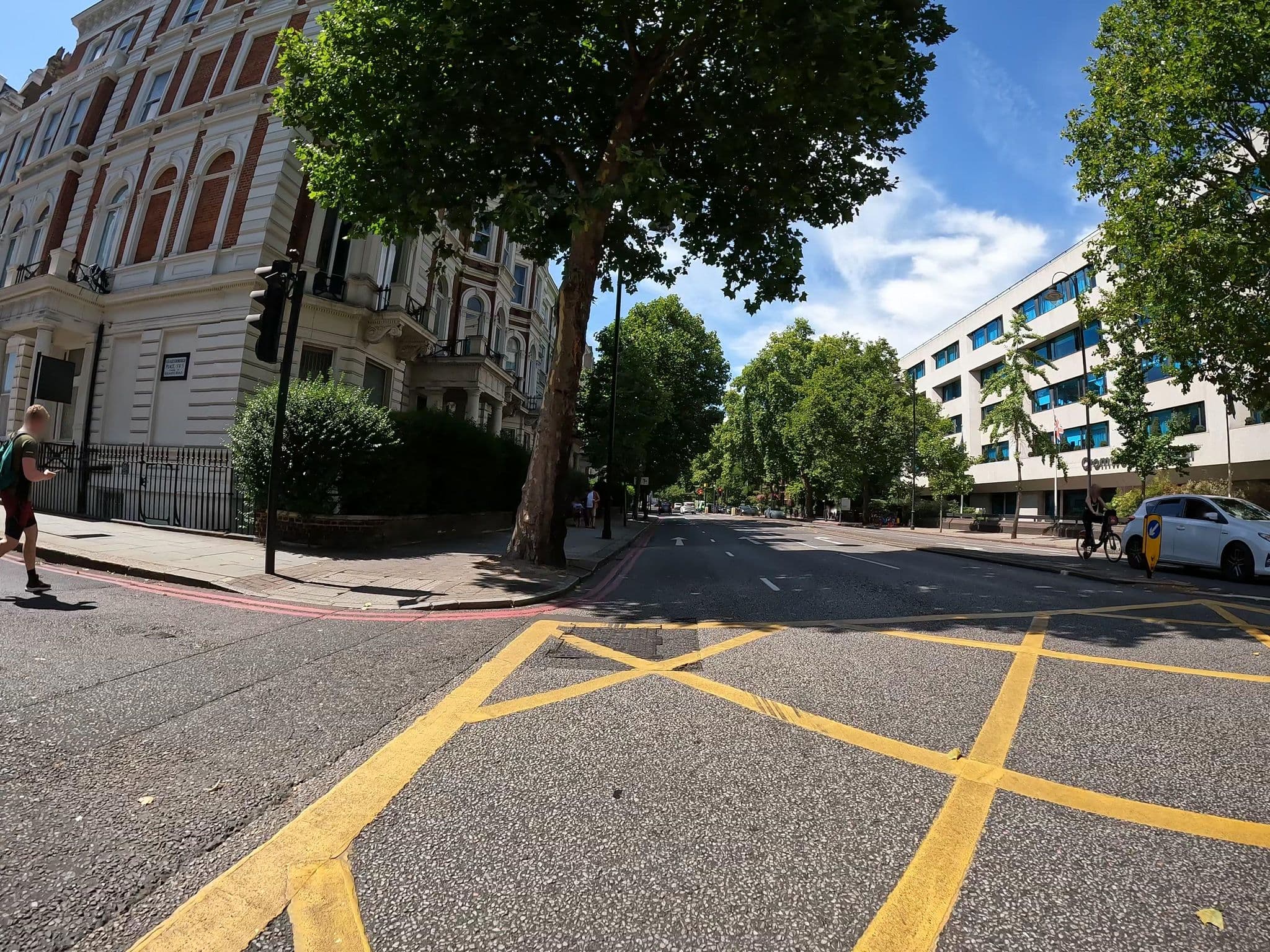 Street view near Zawaya Hotel Apartments, Earls Court — © erias (CC BY-SA · Mapillary)
