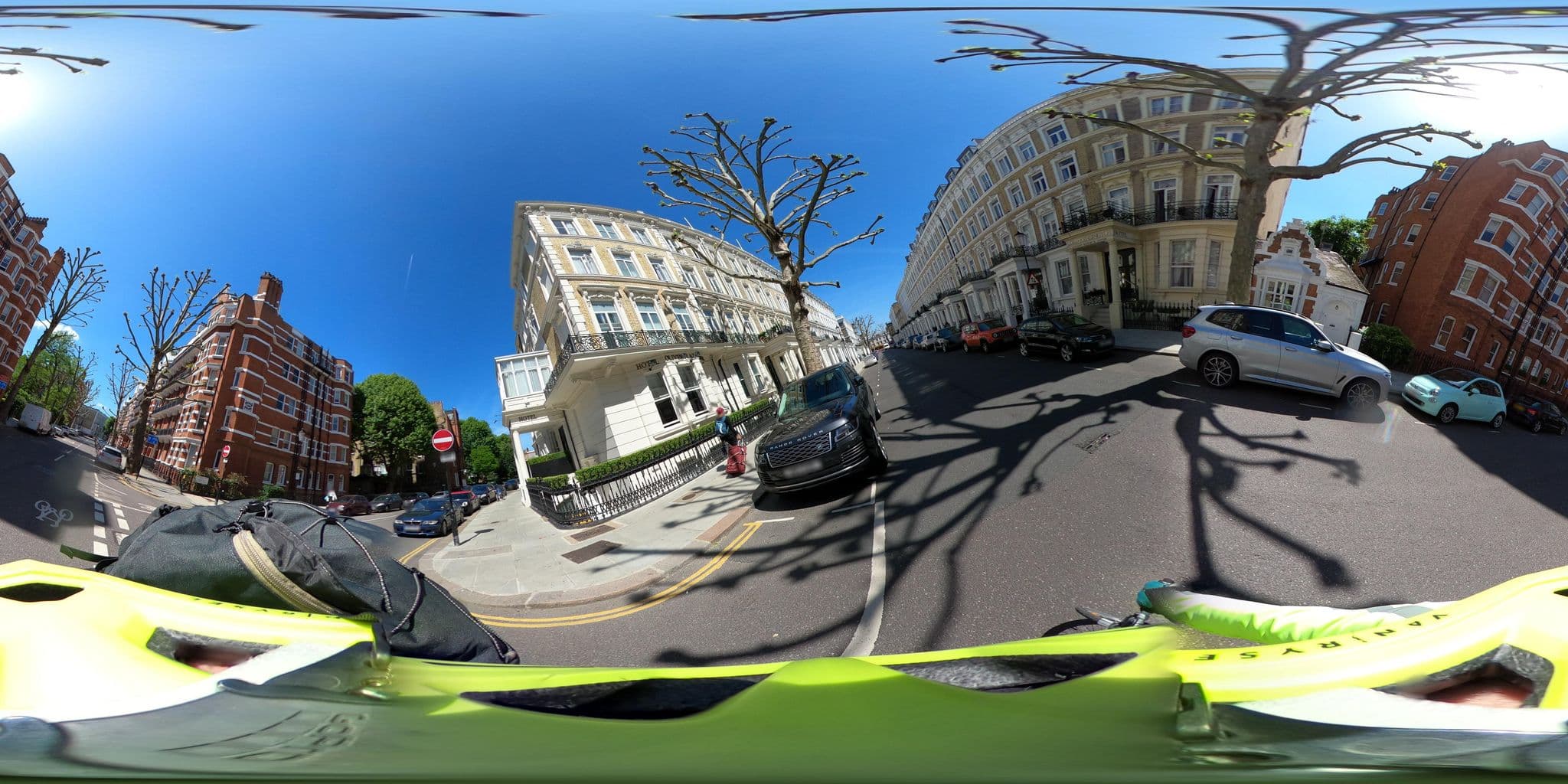 Street view near William Temple House, Earls Court — © Stefdegreef (CC BY-SA · Mapillary)