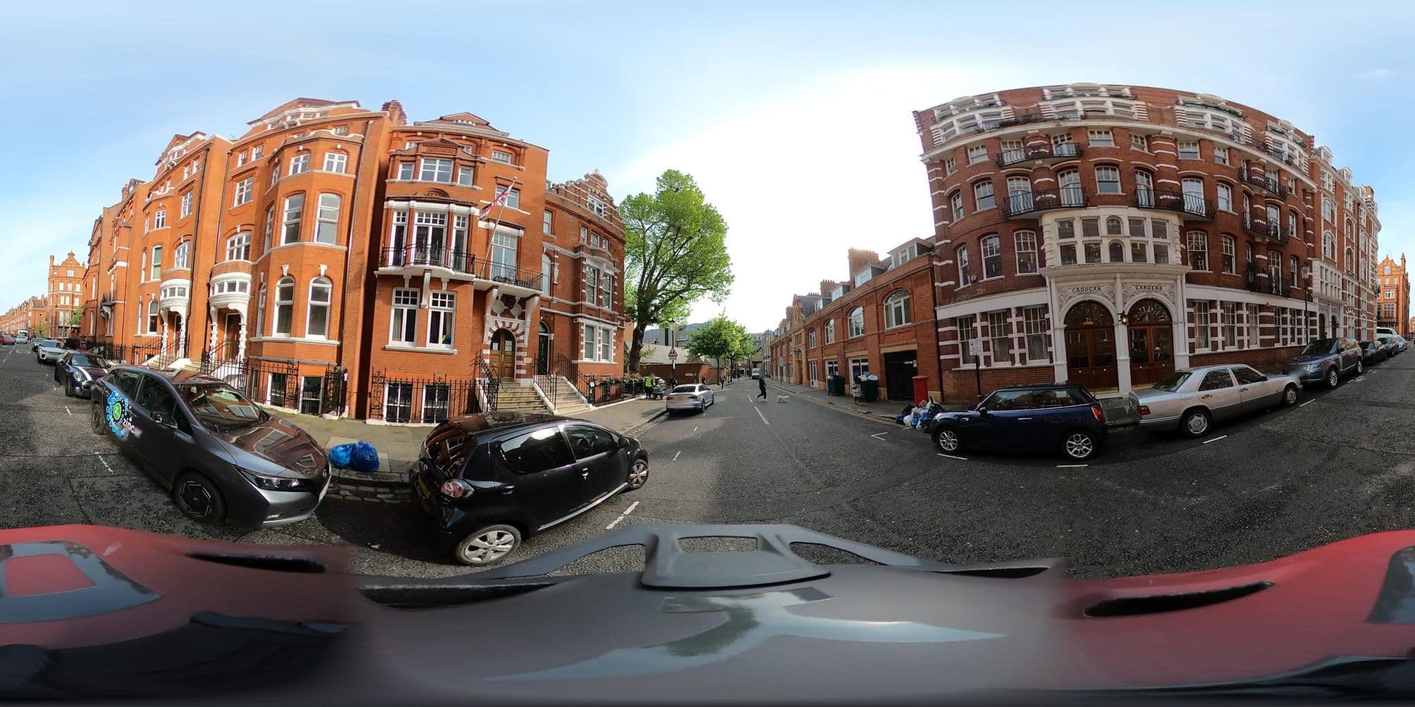 Street view near The Draker Hotel, Chelsea — © cueditsmaps (CC BY-SA · Mapillary)