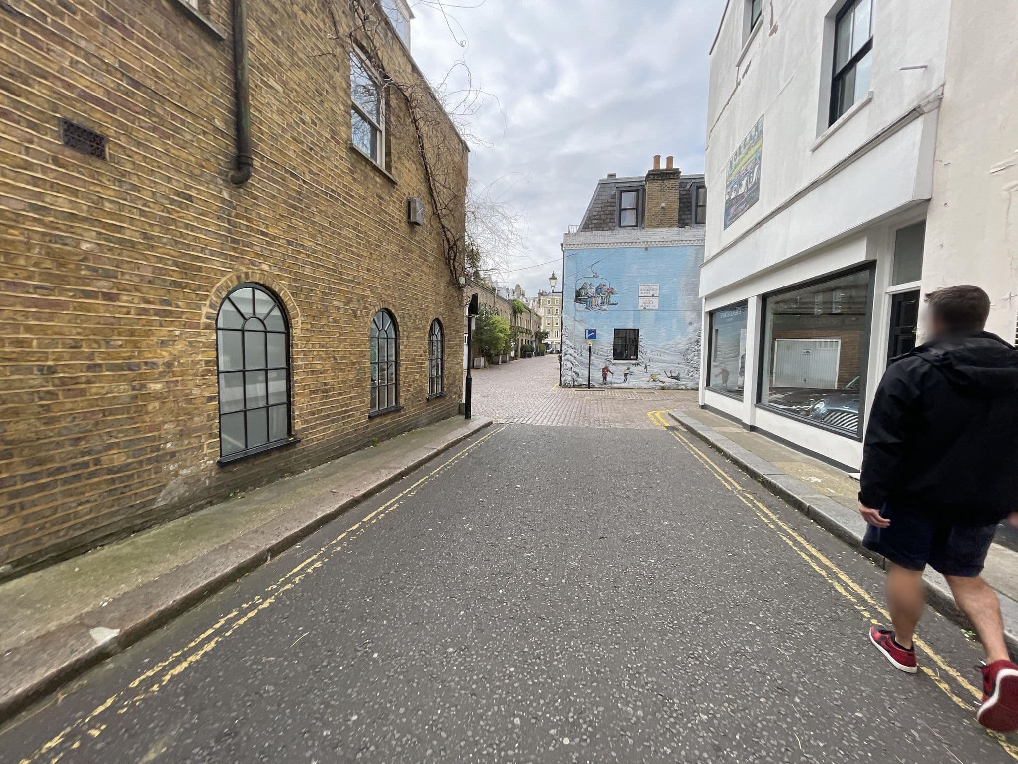 Street view near Consensio Holidays, Chelsea — © asturksever (CC BY-SA · Mapillary)