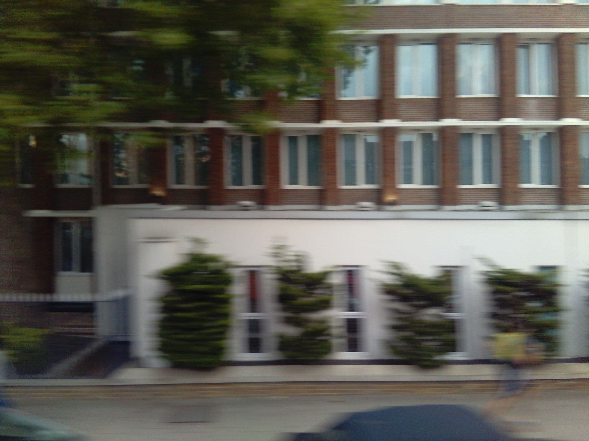 Street view near Comfort Inn, Pimlico — © ris (CC BY-SA · Mapillary)