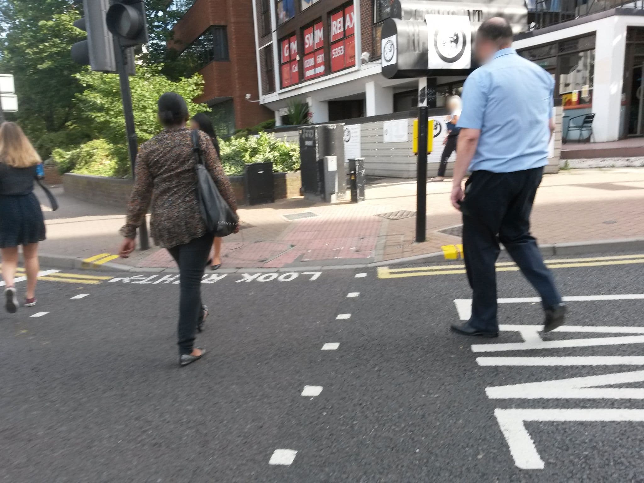 Street view near Fairfield Hotel, Croydon — © agatefilm (CC BY-SA · Mapillary)