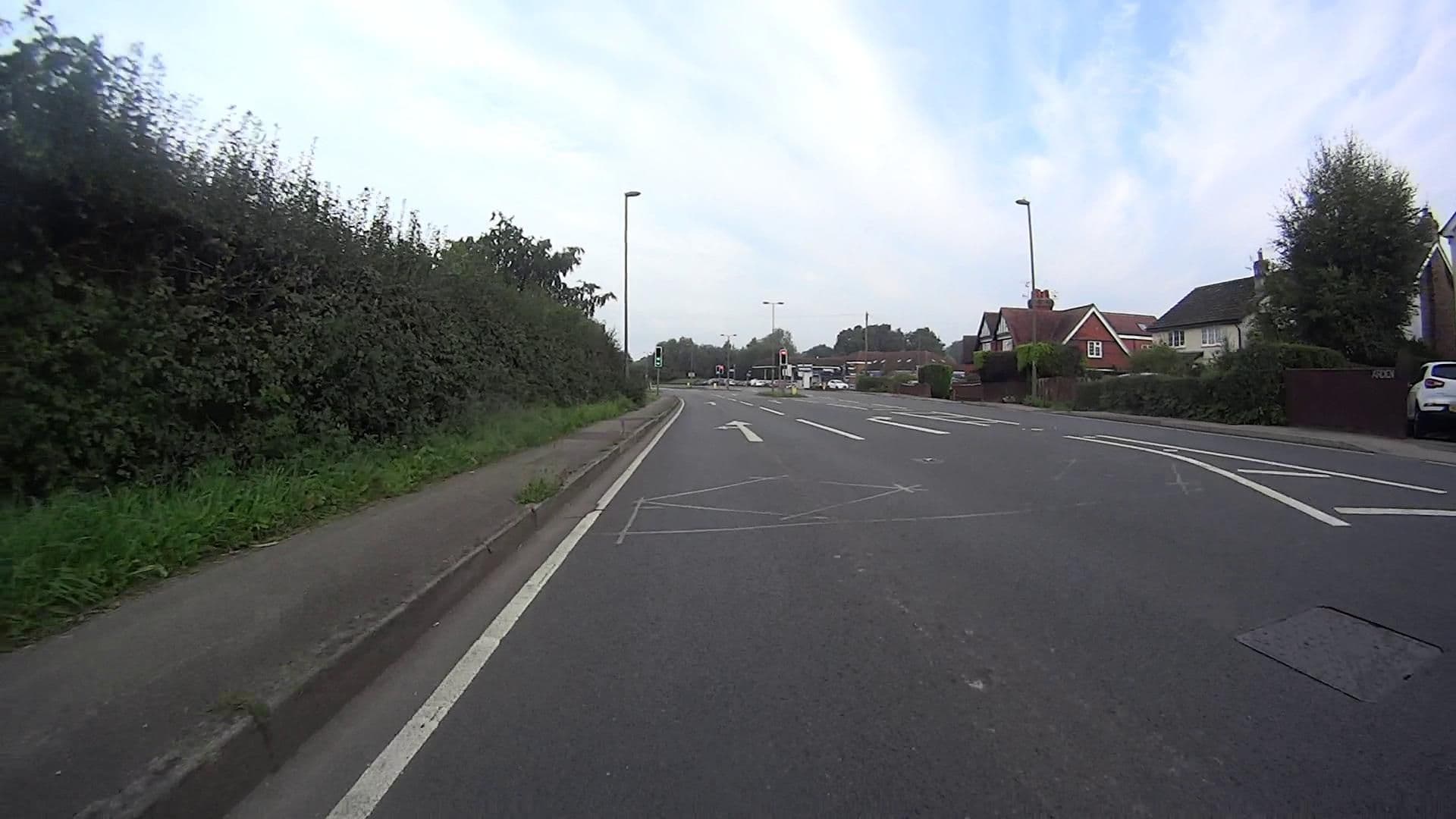 Street view near Oak Tree Lodge, Copthorne — © daveemtb (CC BY-SA · Mapillary)