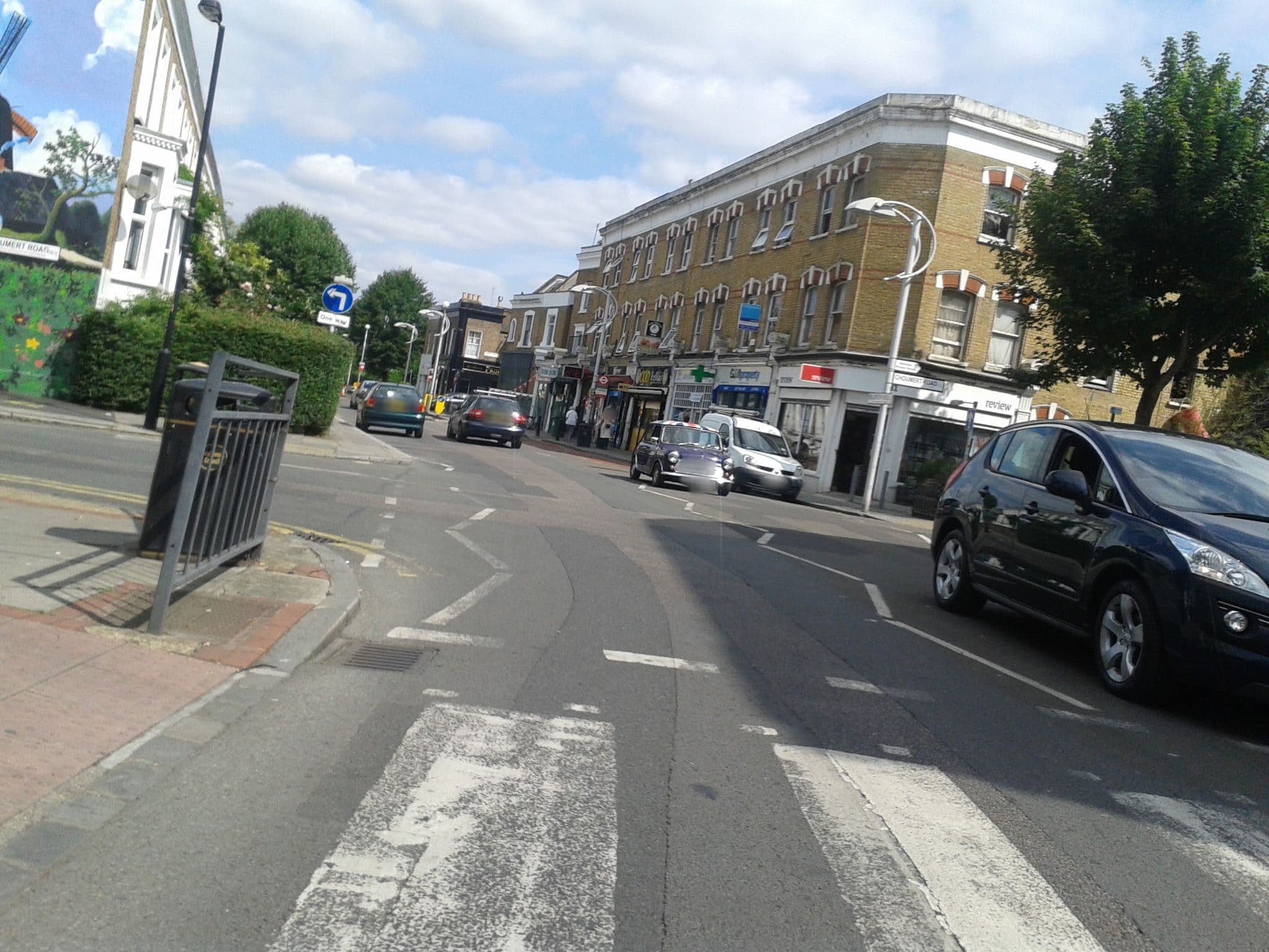 Street view near The Victoria Inn, Peckham — © tomchance (CC BY-SA · Mapillary)