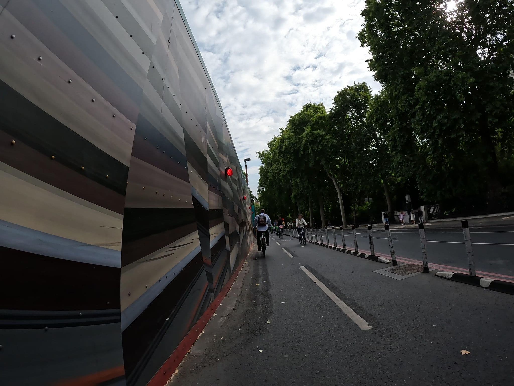 Street view near Living Accommodation, Lee — © erias (CC BY-SA · Mapillary)