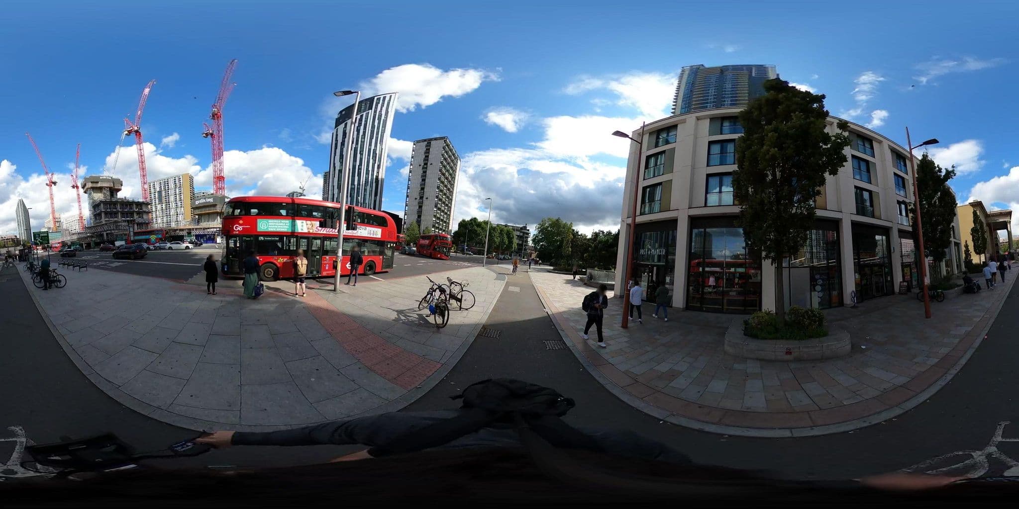 Street view near Hephalump, Lambeth — © asturksever (CC BY-SA · Mapillary)