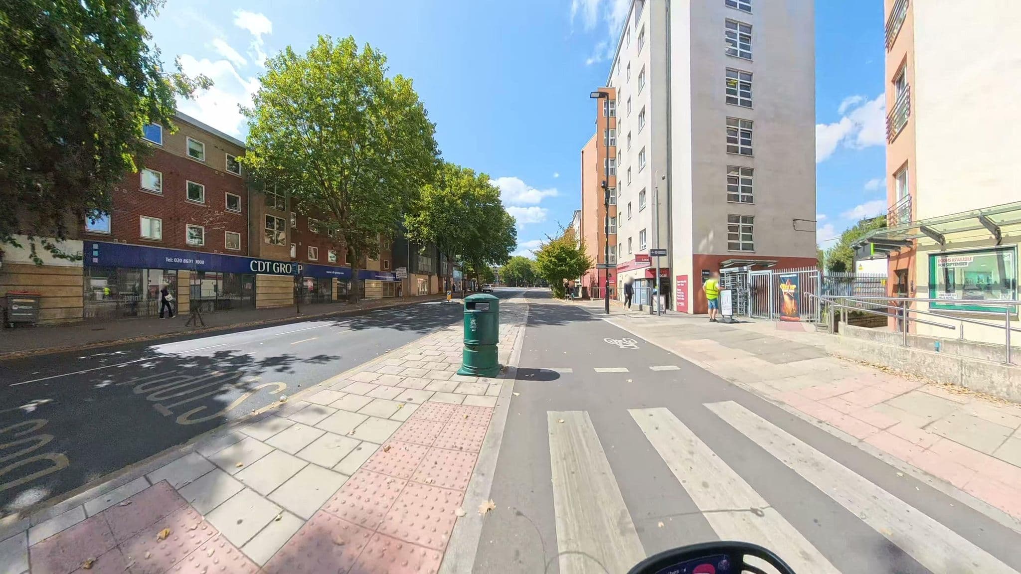 Street view near Opal 2 London Mcmillan, Greenwich — © athuler (CC BY-SA · Mapillary)